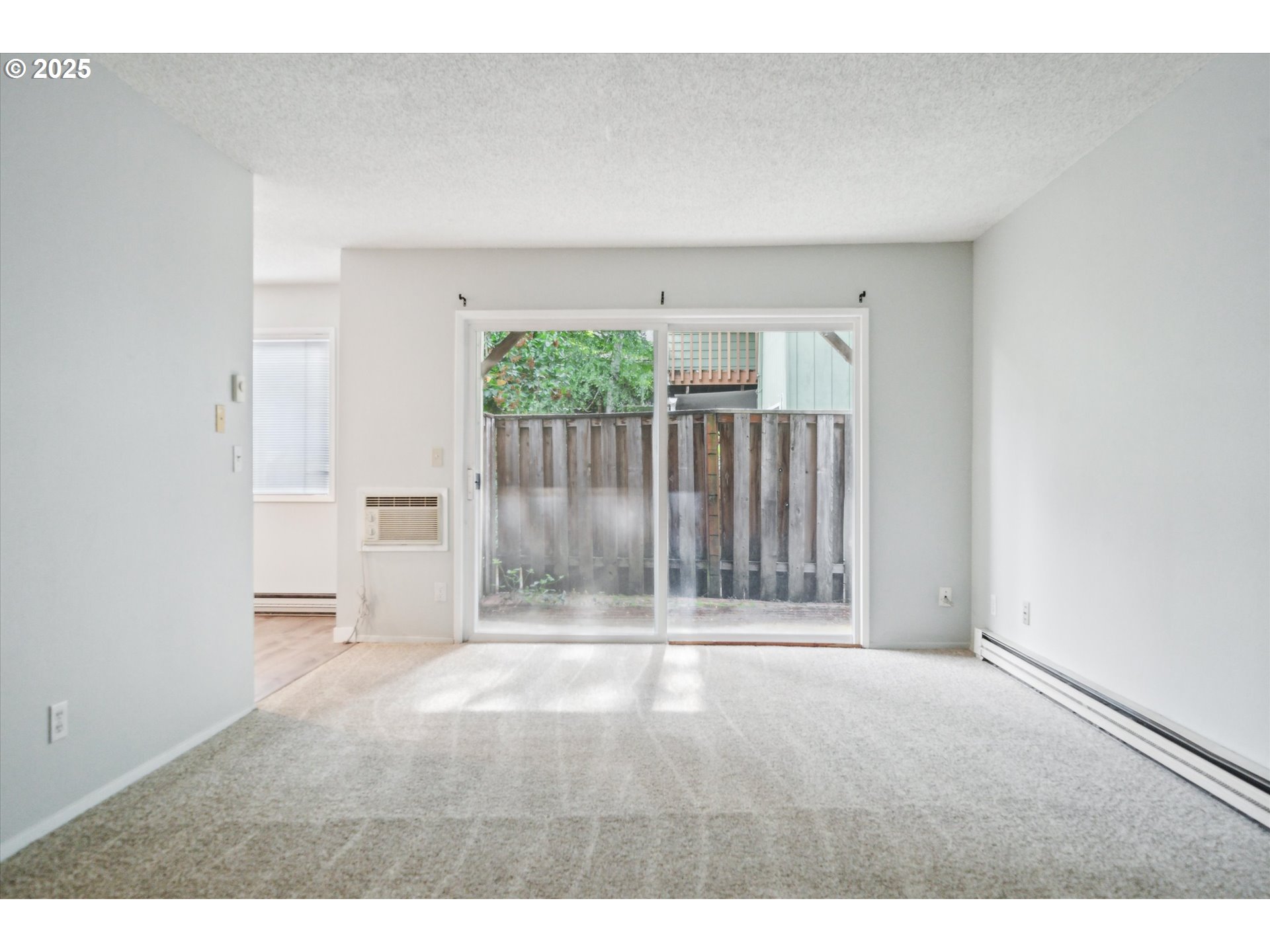 Photo #4: 620076302 Listing: Photo #4