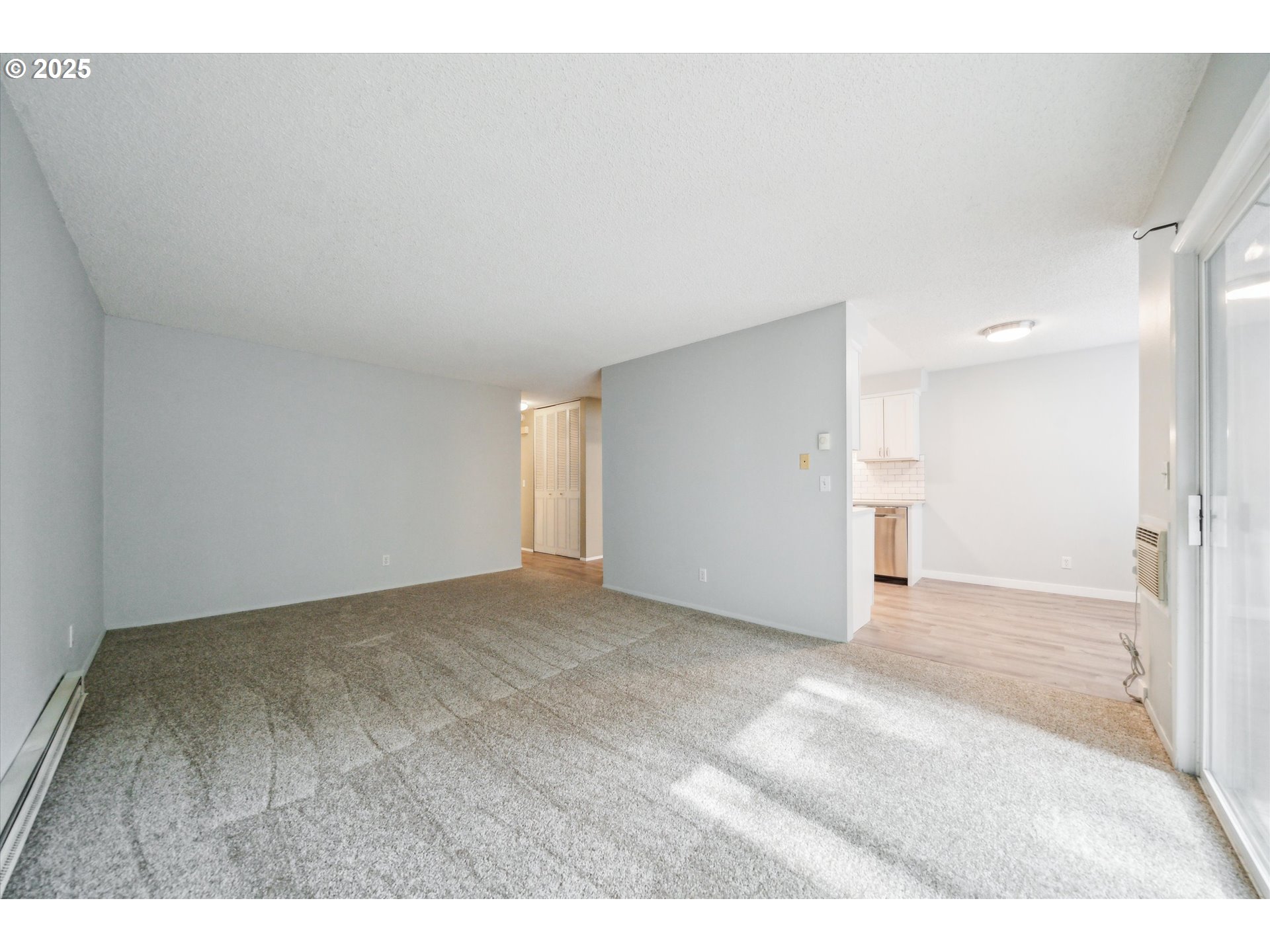 Photo #5: 620076302 Listing: Photo #5