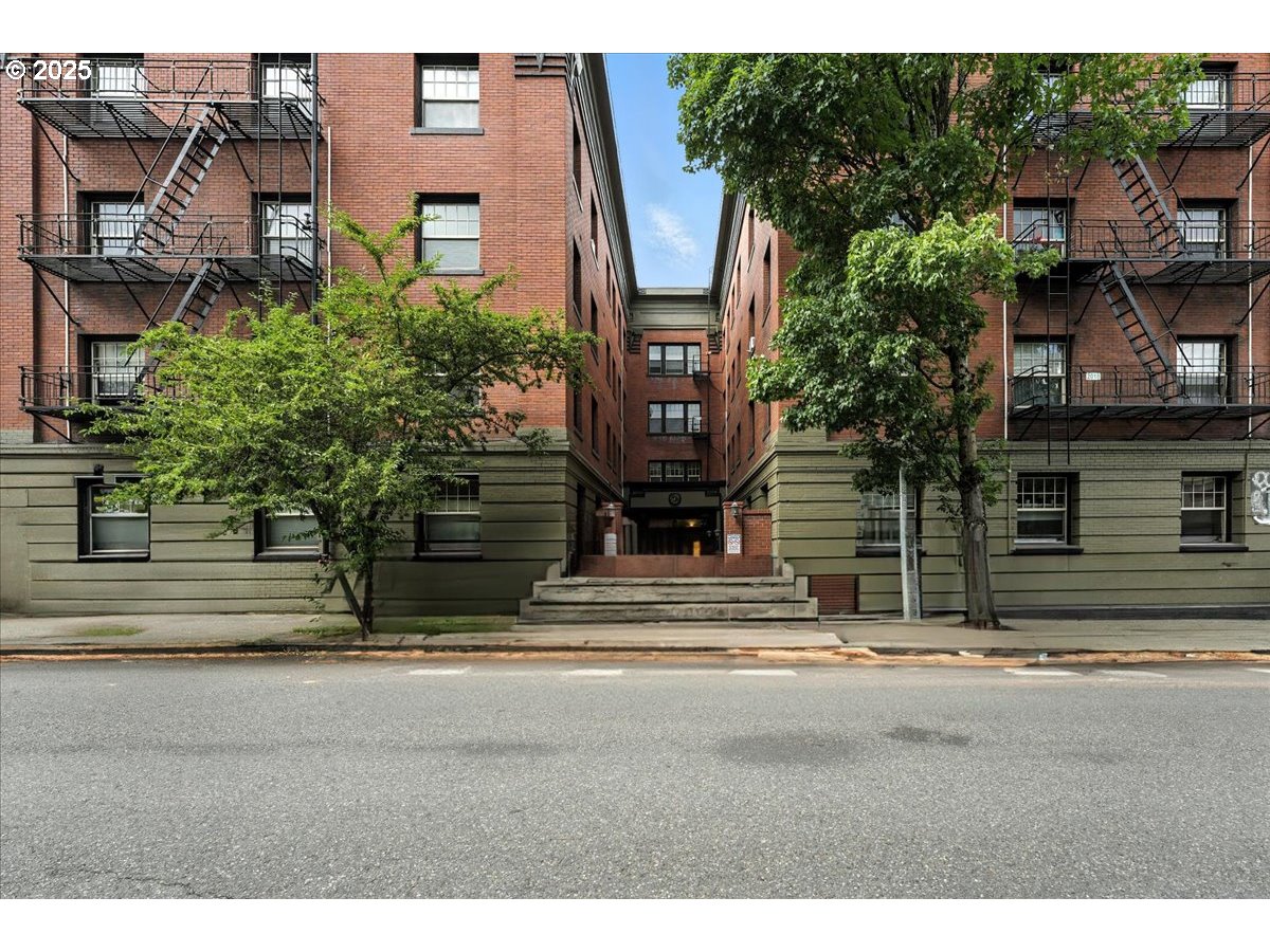 Photo #3: 620380498 Listing: Photo #3