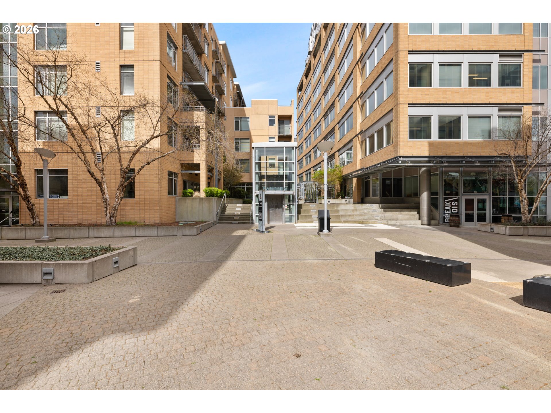 Photo #4: 620414969 Listing: Photo #4