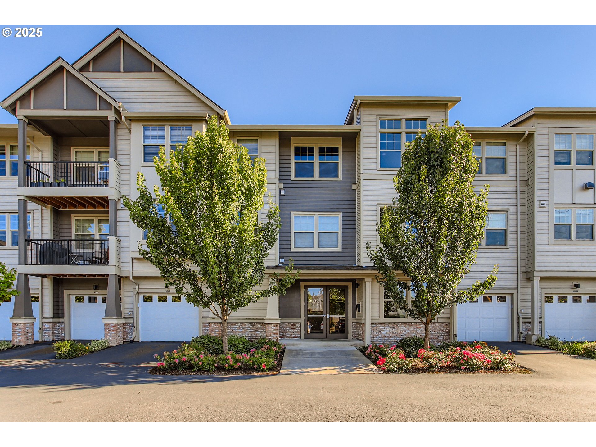 Photo #3: 620934386 Listing 