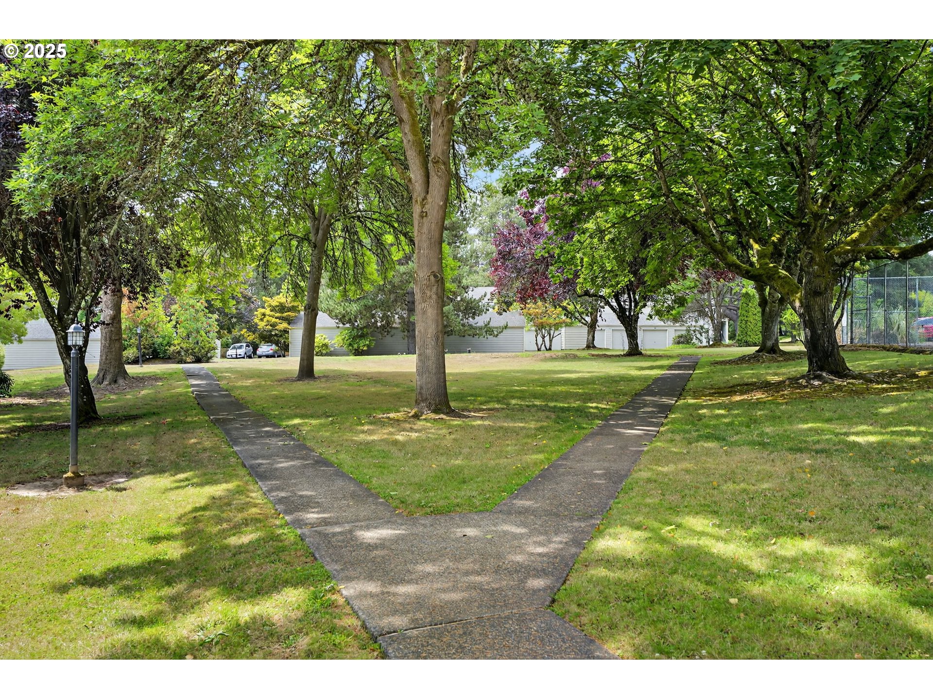 Photo #20: 621367279 Listing: Photo #20