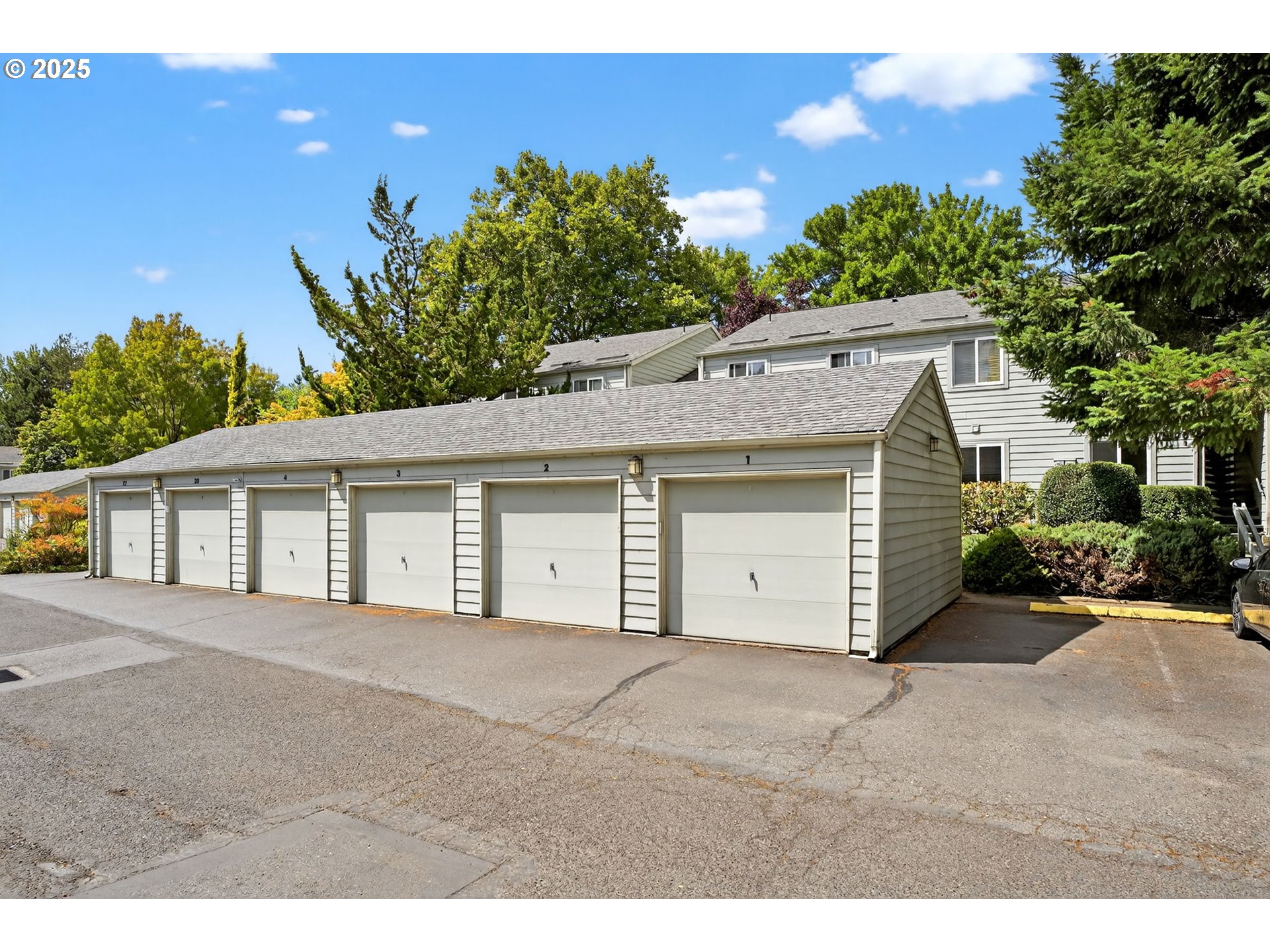 Photo #16: 621367279 Listing: Photo #16