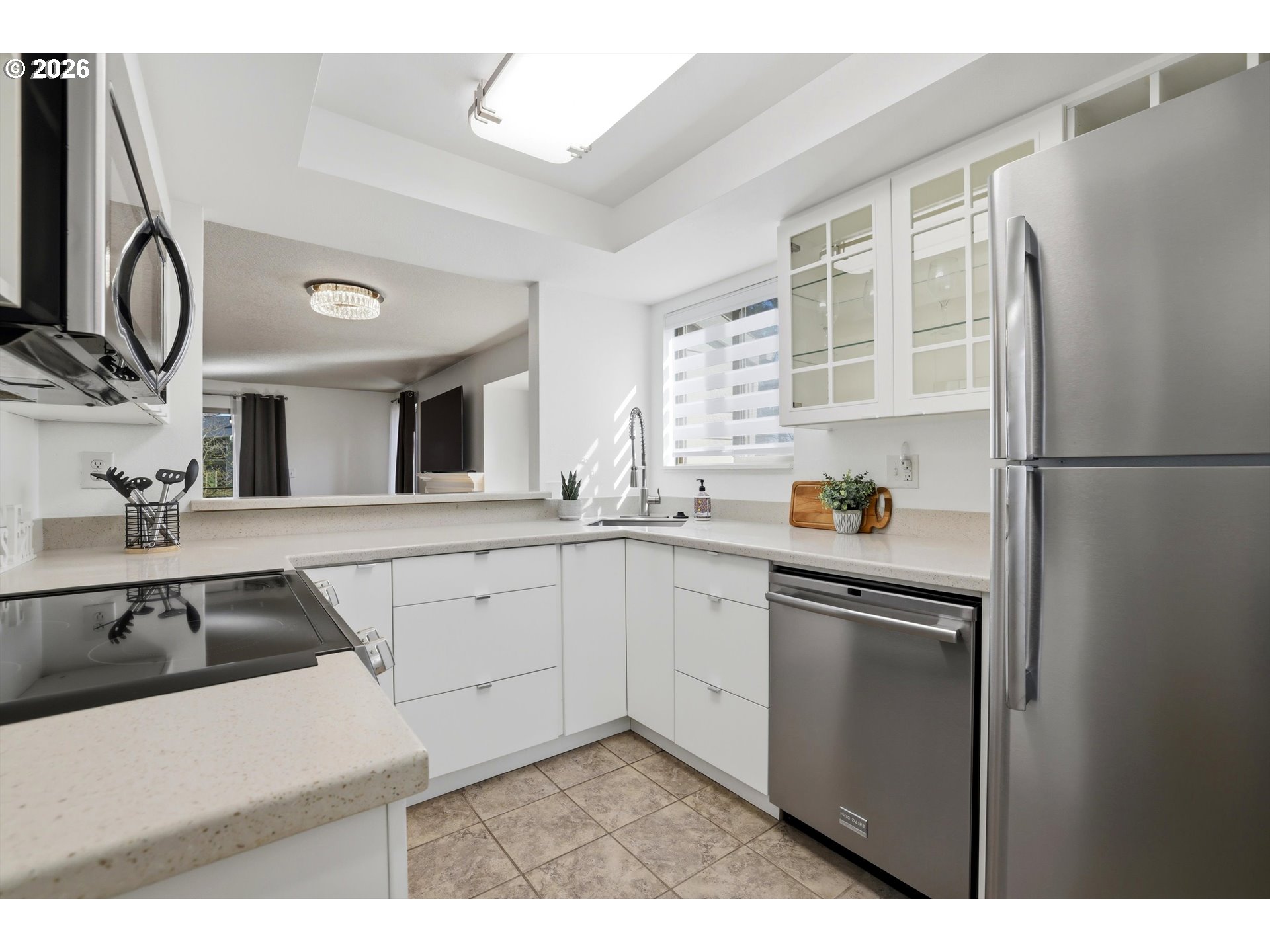 Photo #6: 623057135 Listing: Photo #6