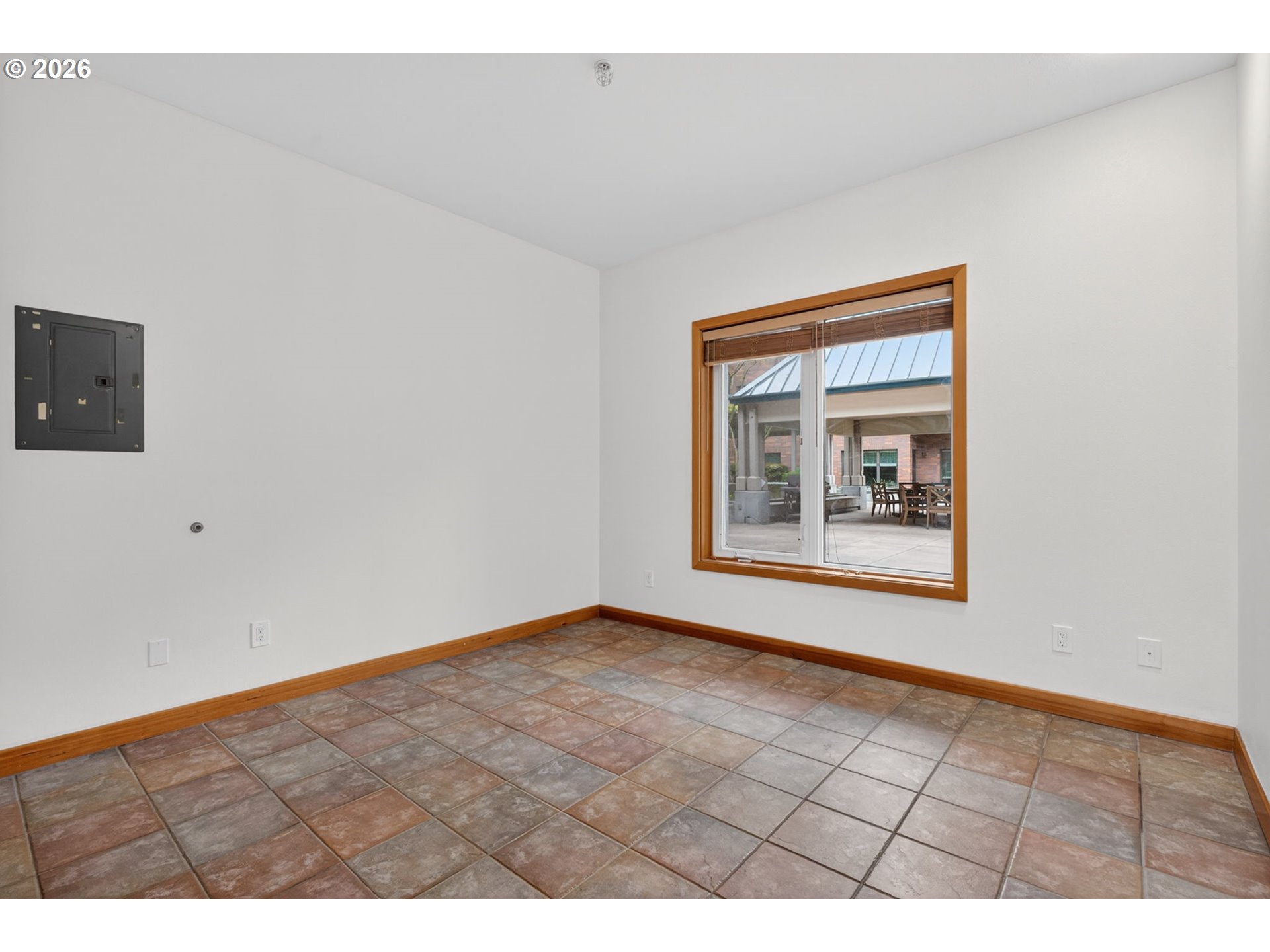 Photo #10: 623417259 Listing: Photo #10