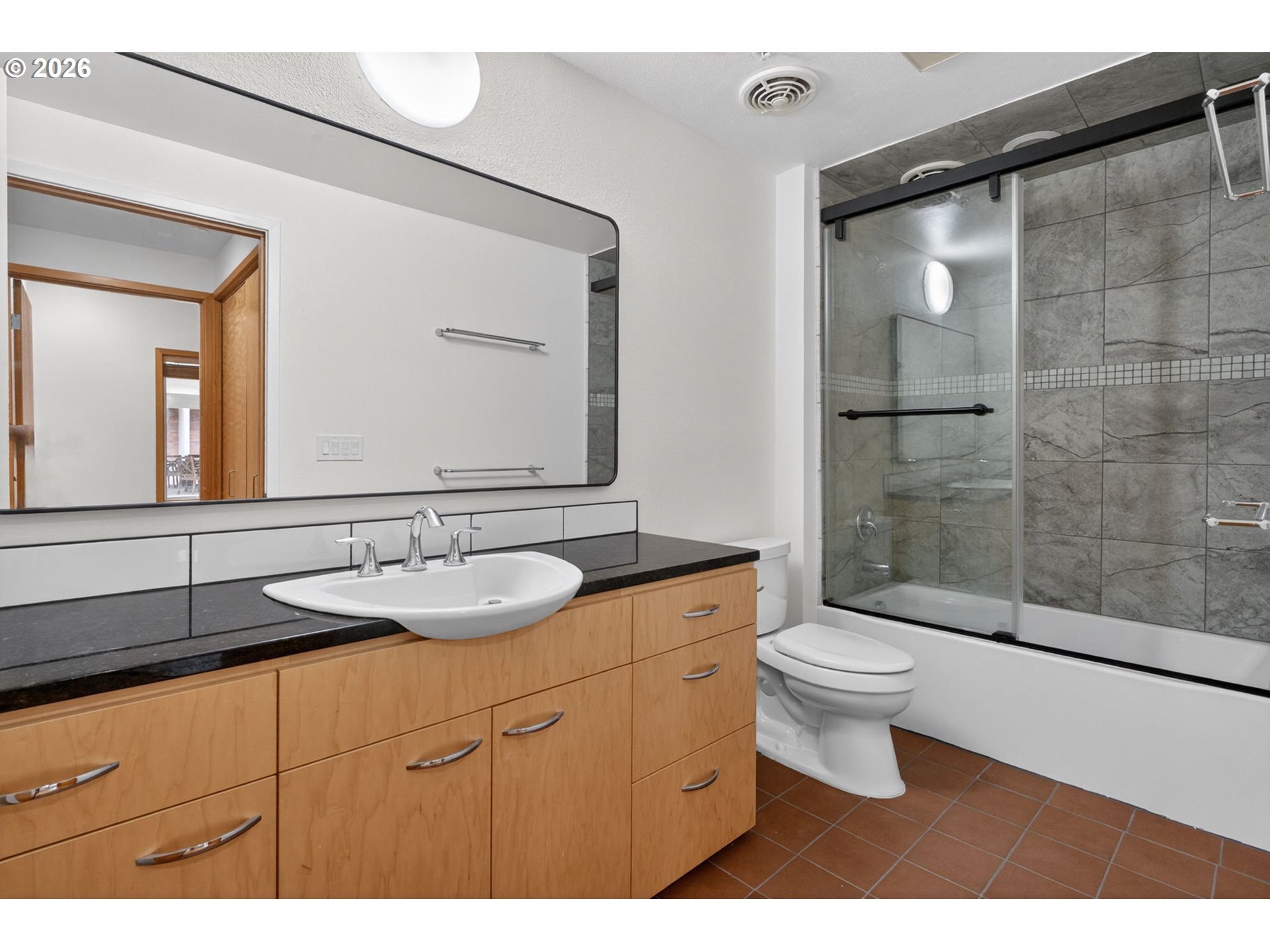 Photo #13: 623417259 Listing: Photo #13