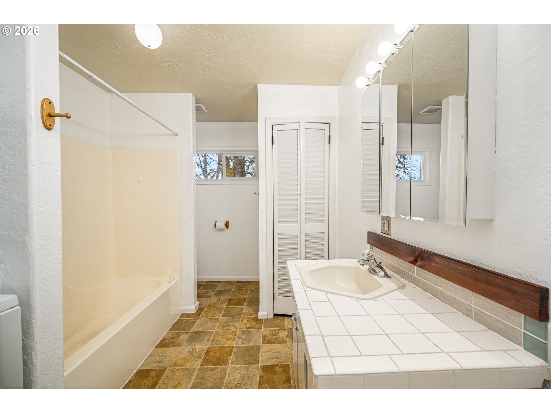 92133 MARCOLA RD, Marcola, OR, 97454