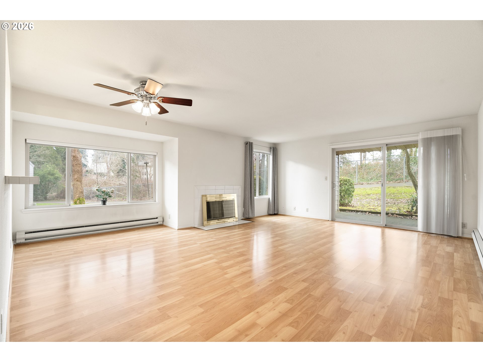 Photo #8: 623822494 Listing: Photo #8