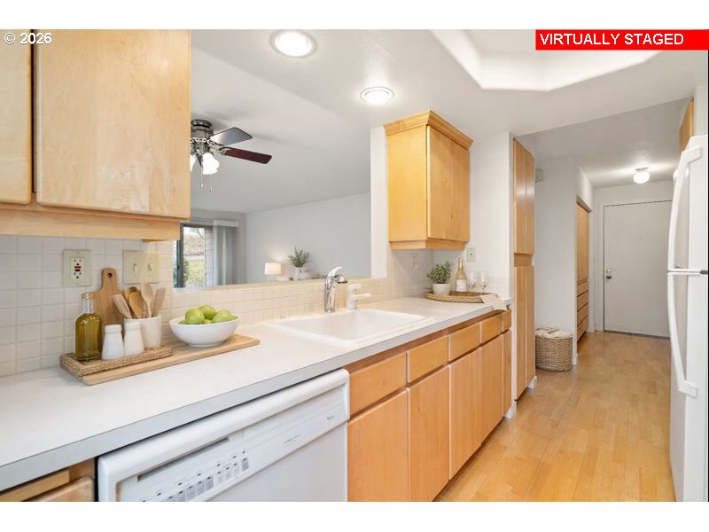 Photo #3: 623822494 Listing: Photo #3