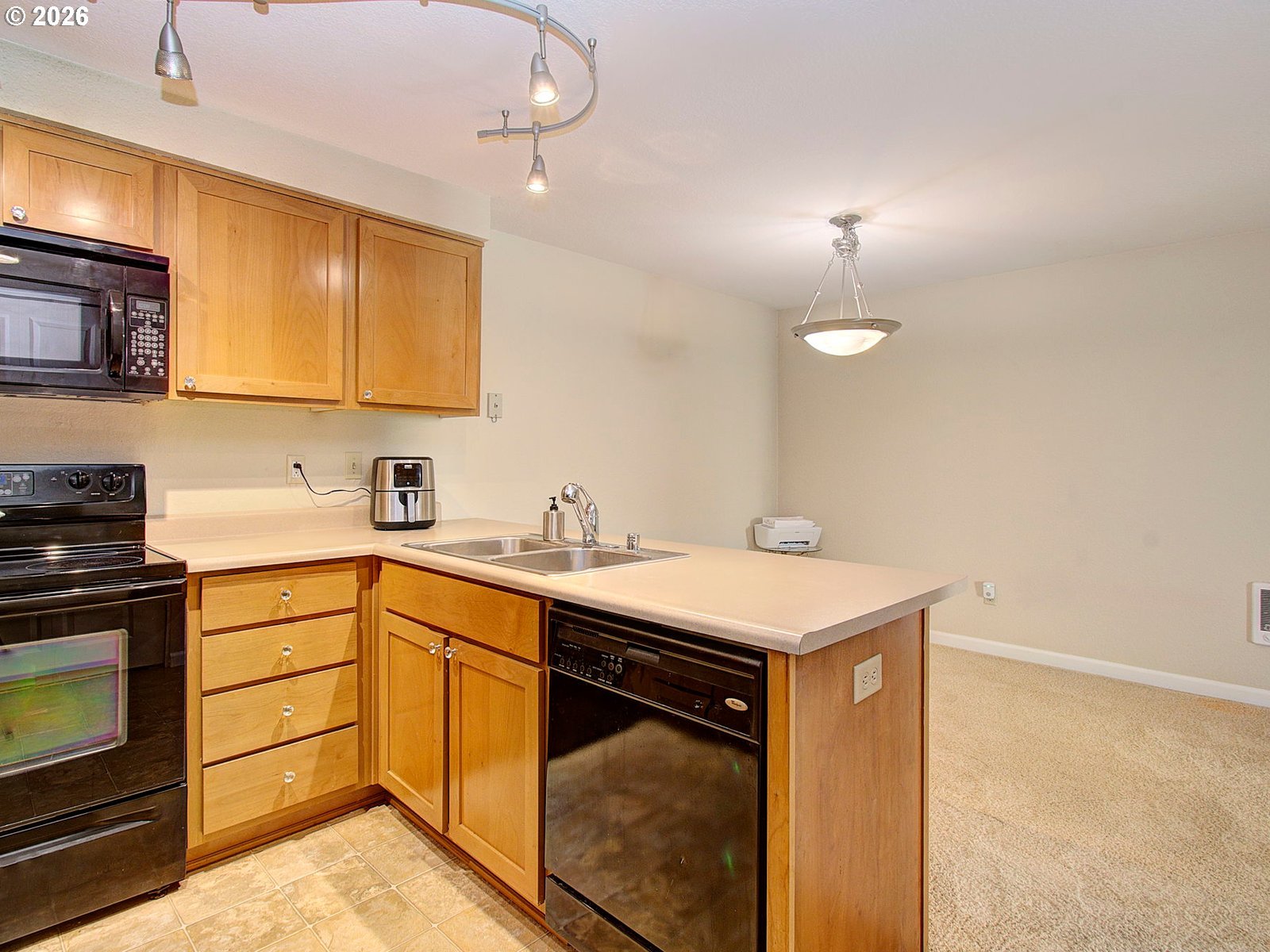 Photo #12: 624102063 Listing: Photo #12