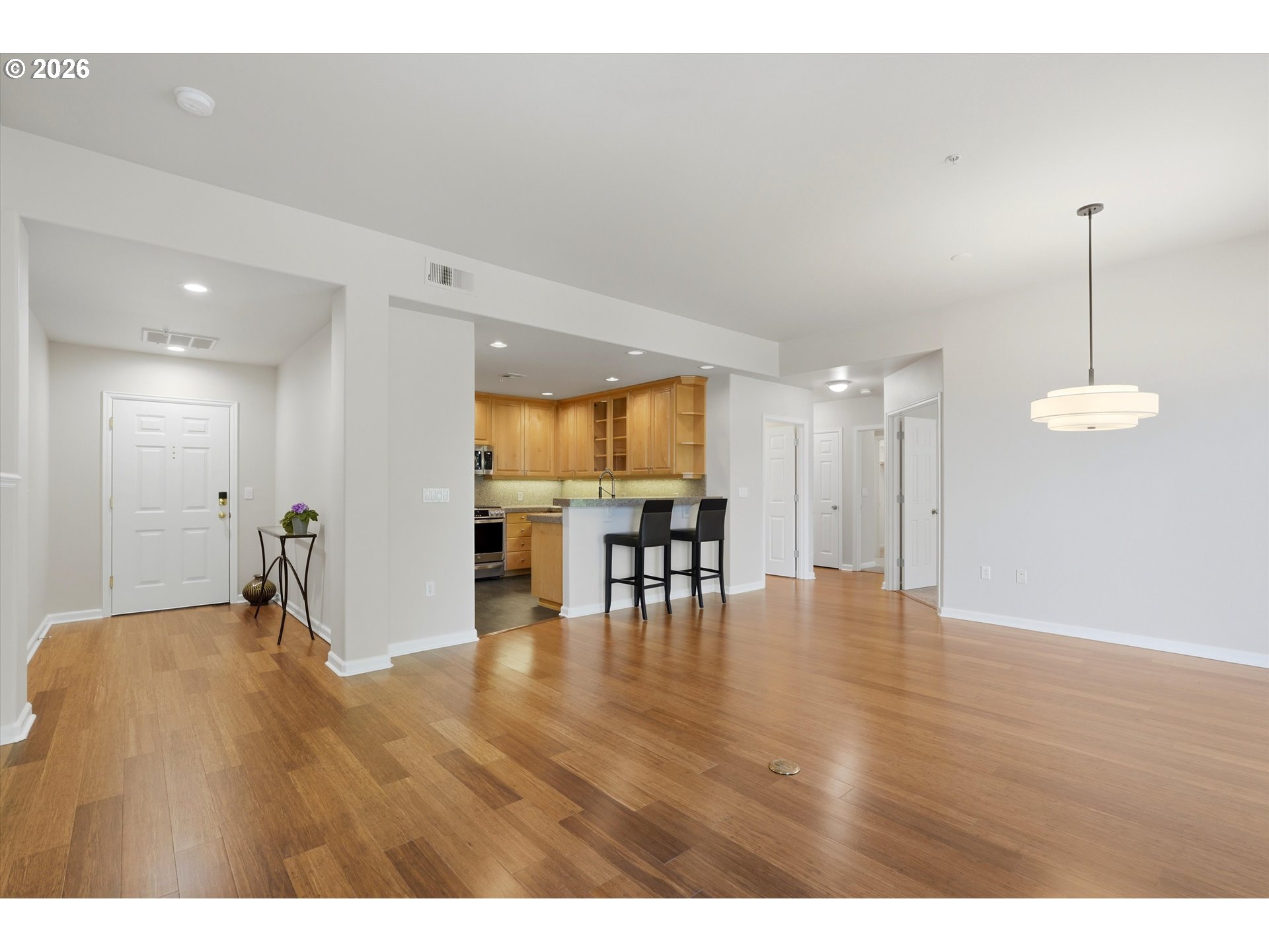 Photo #8: 624219853 Listing: Photo #8
