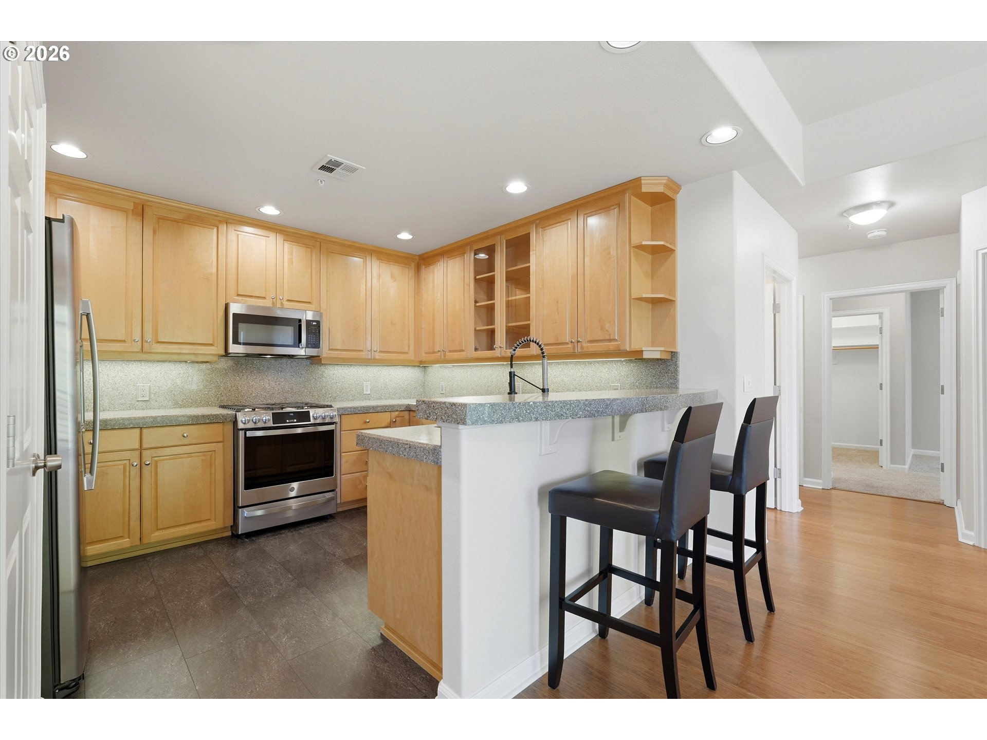 Photo #11: 624219853 Listing: Photo #11