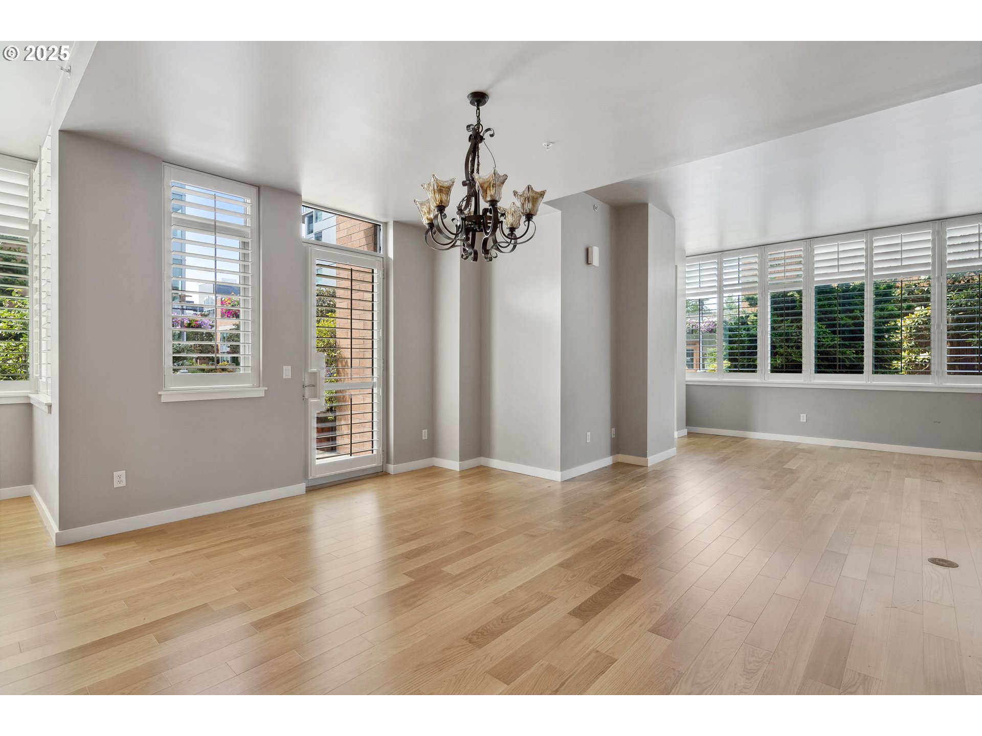 Photo #16: 624679833 Listing: Photo #16