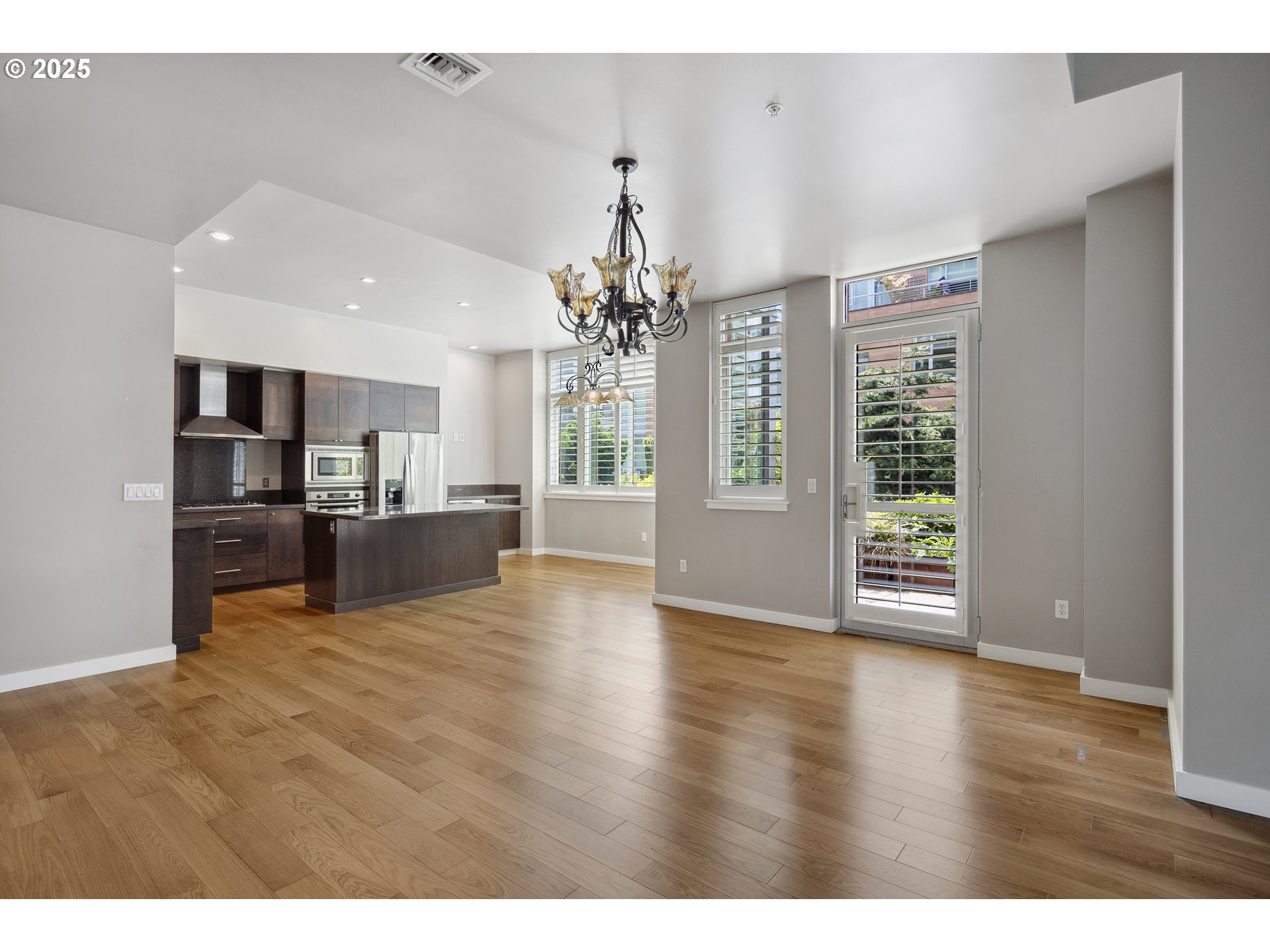 Photo #17: 624679833 Listing: Photo #17