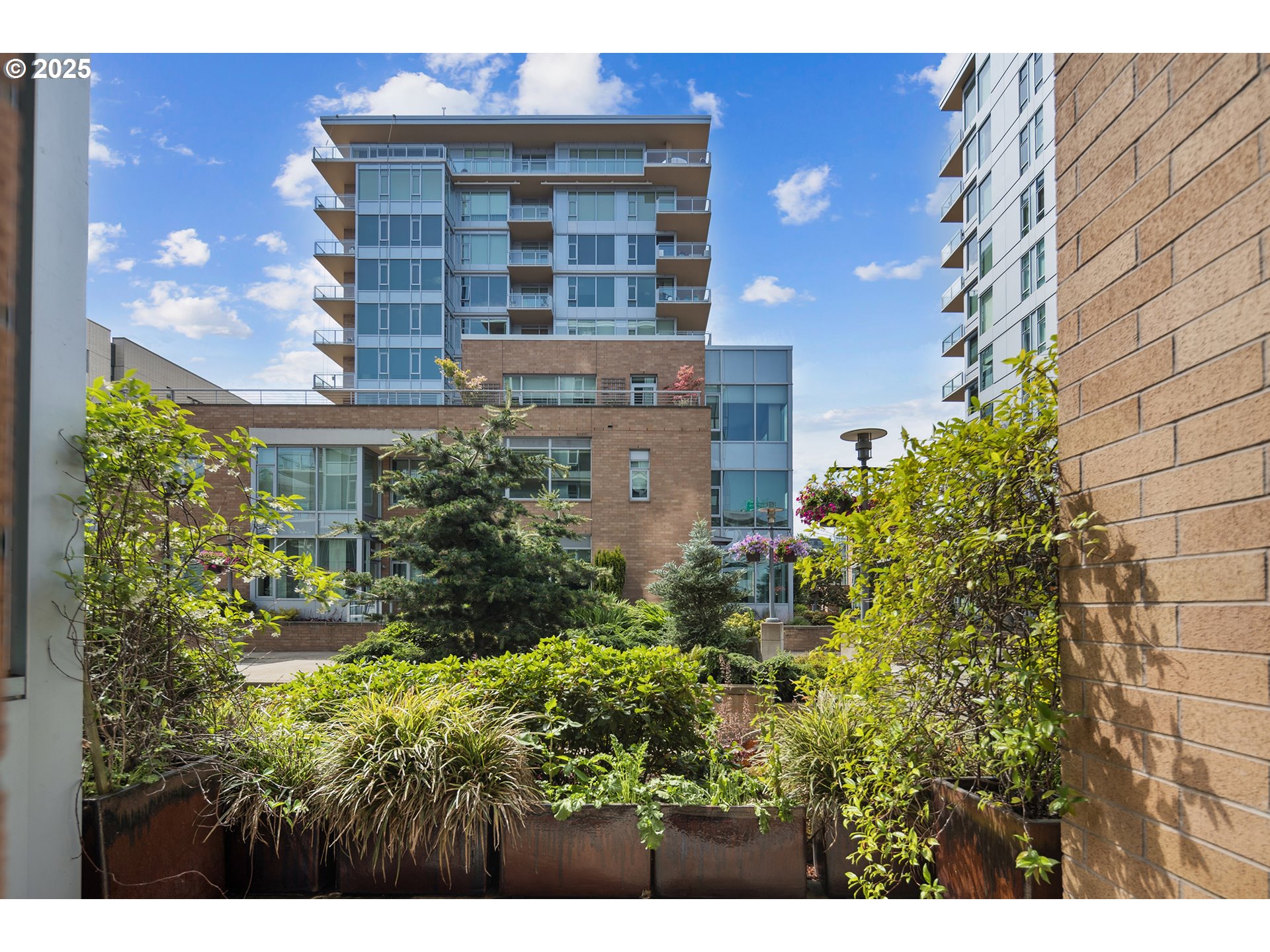 Photo #7: 624679833 Listing: Photo #7