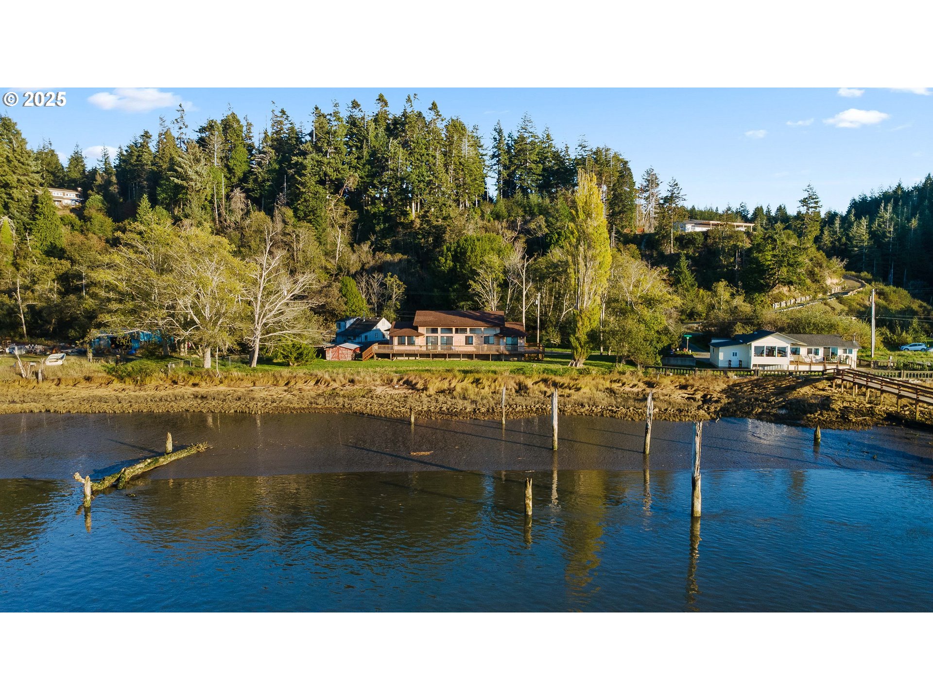 57555 PARKERSBURG RD, Bandon, OR, 97411