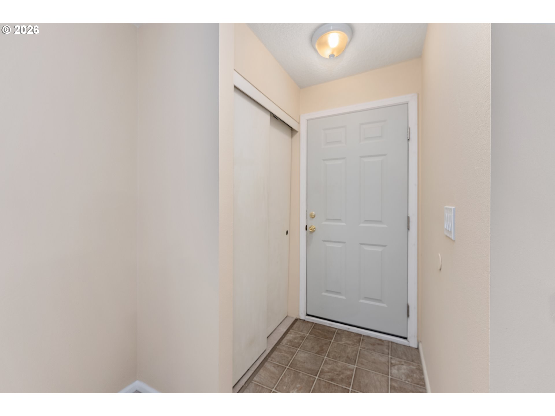 Photo #6: 625065630 Listing: Photo #6