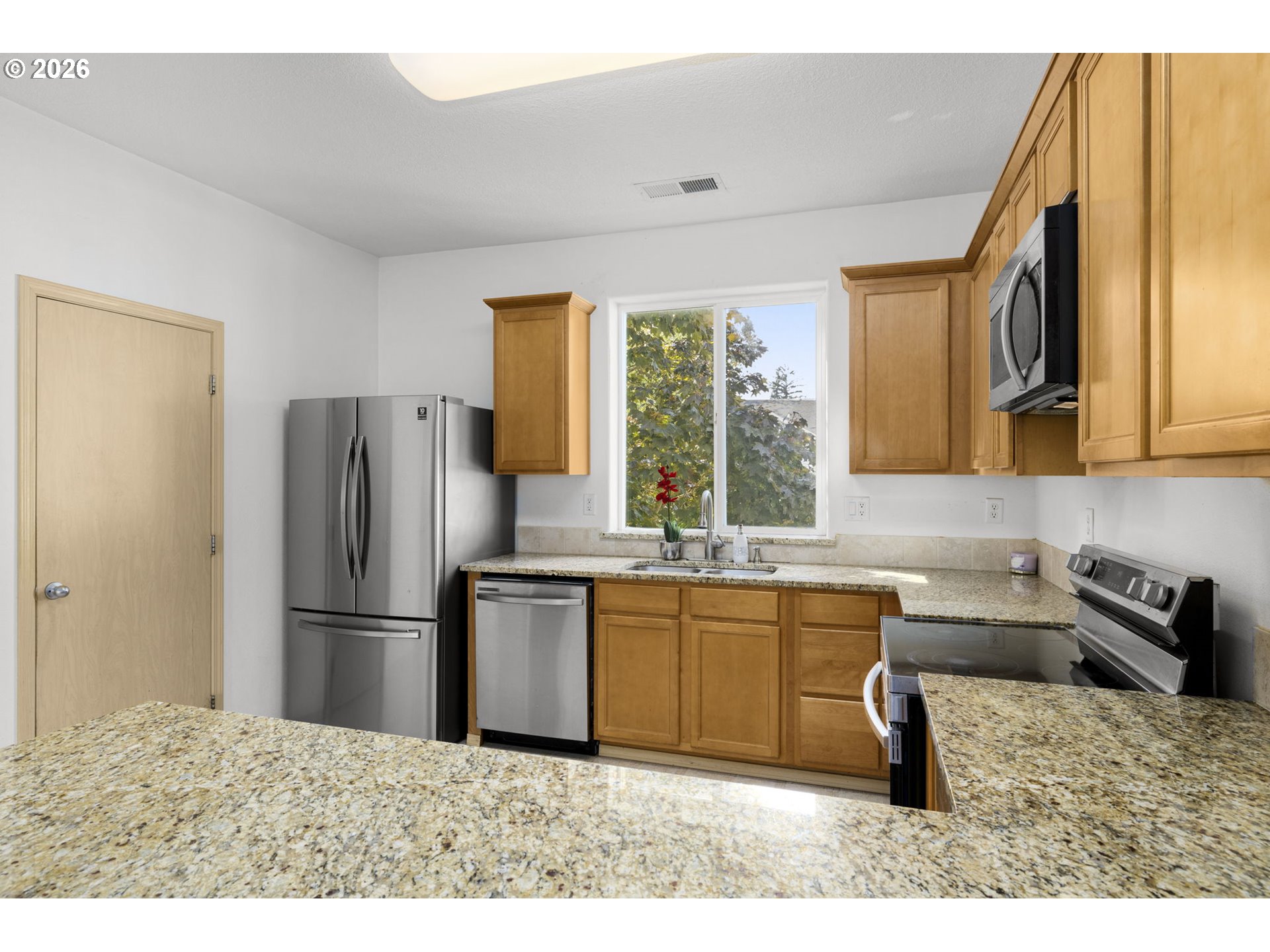 Photo #10: 625146691 Listing: Photo #10