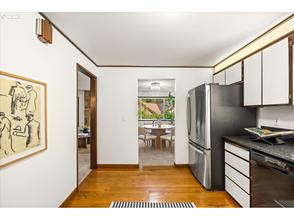 4470 LAKEVIEW BLVD, Lake Oswego, OR, 97035