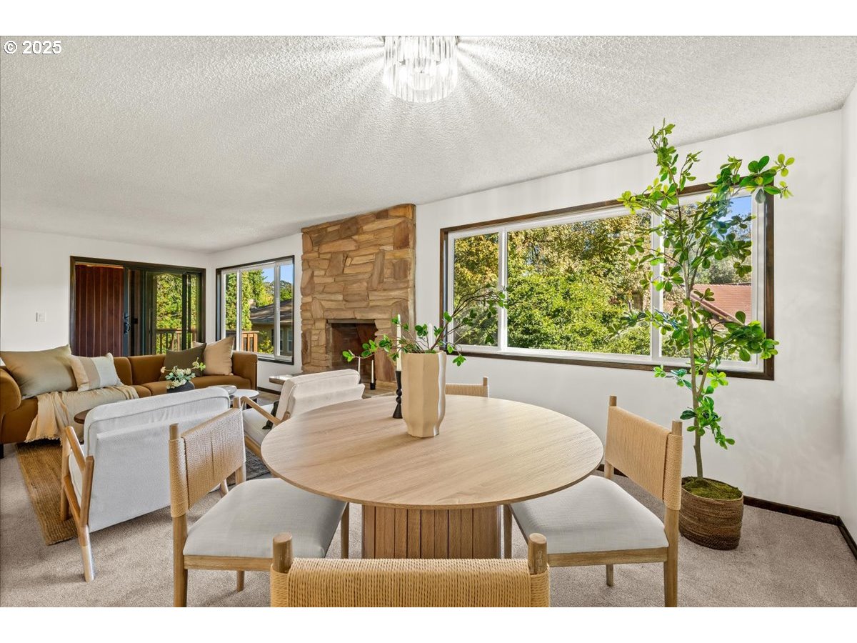 4470 LAKEVIEW BLVD, Lake Oswego, OR, 97035