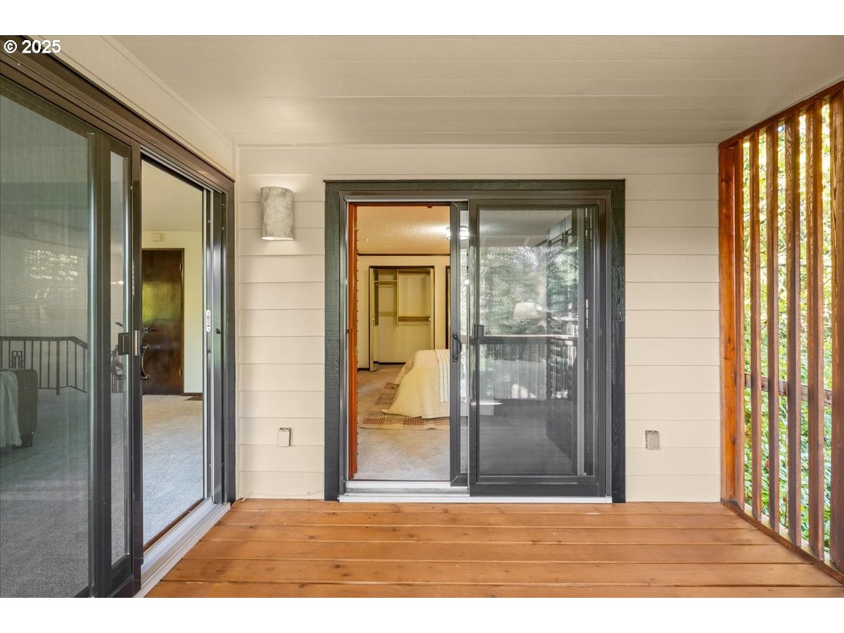 4470 LAKEVIEW BLVD, Lake Oswego, OR, 97035