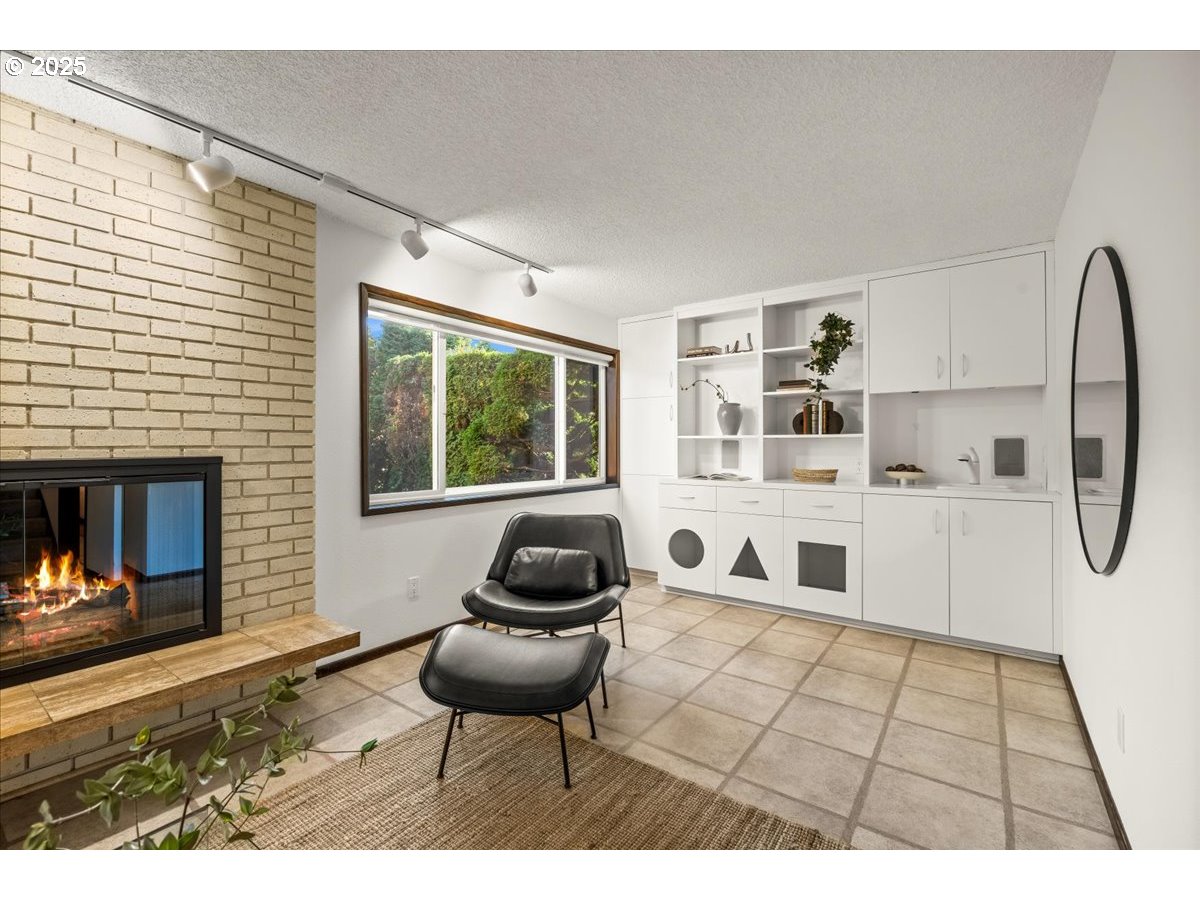 4470 LAKEVIEW BLVD, Lake Oswego, OR, 97035