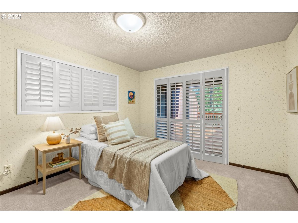 4470 LAKEVIEW BLVD, Lake Oswego, OR, 97035