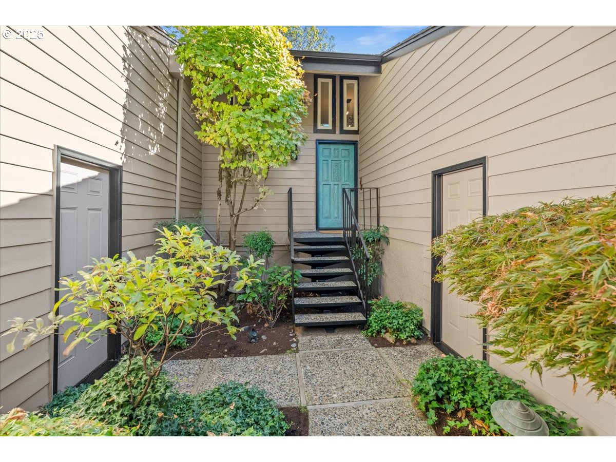 4470 LAKEVIEW BLVD, Lake Oswego, OR, 97035