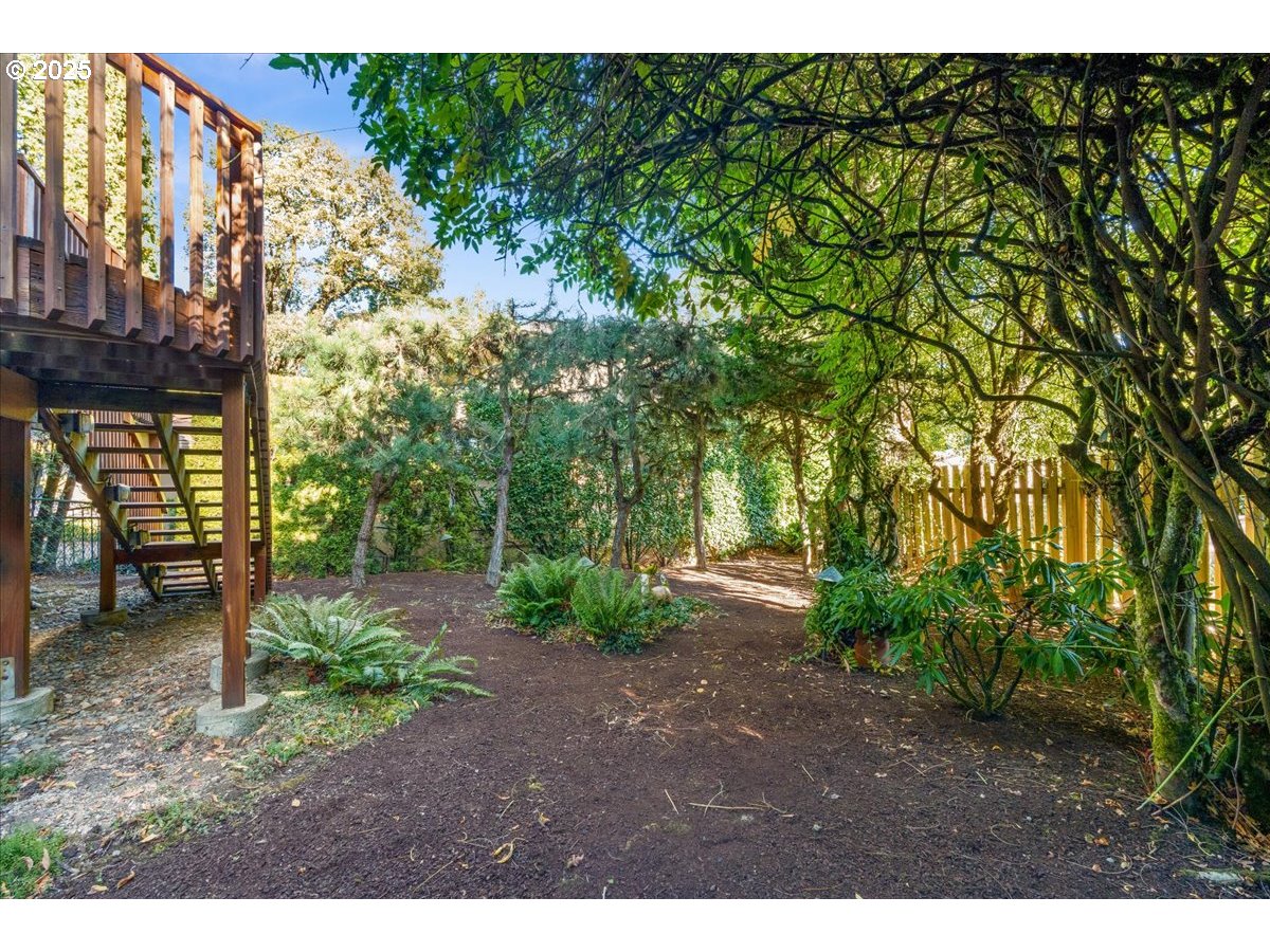 4470 LAKEVIEW BLVD, Lake Oswego, OR, 97035