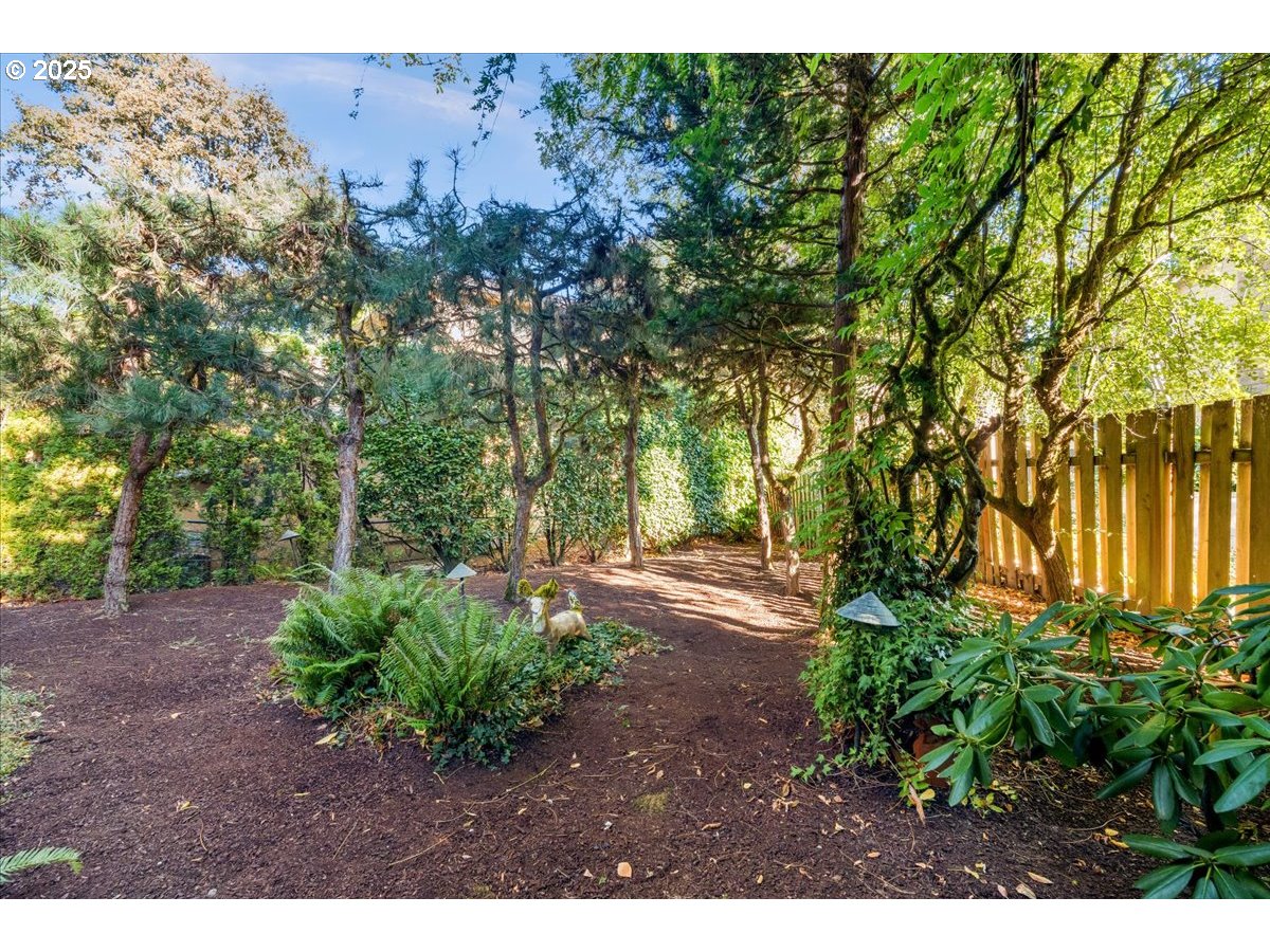 4470 LAKEVIEW BLVD, Lake Oswego, OR, 97035