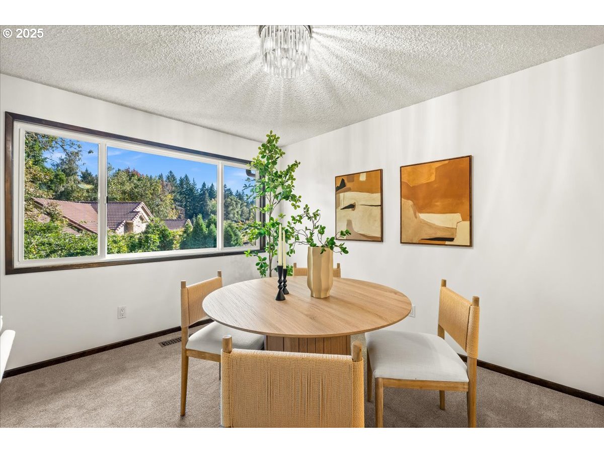 4470 LAKEVIEW BLVD, Lake Oswego, OR, 97035