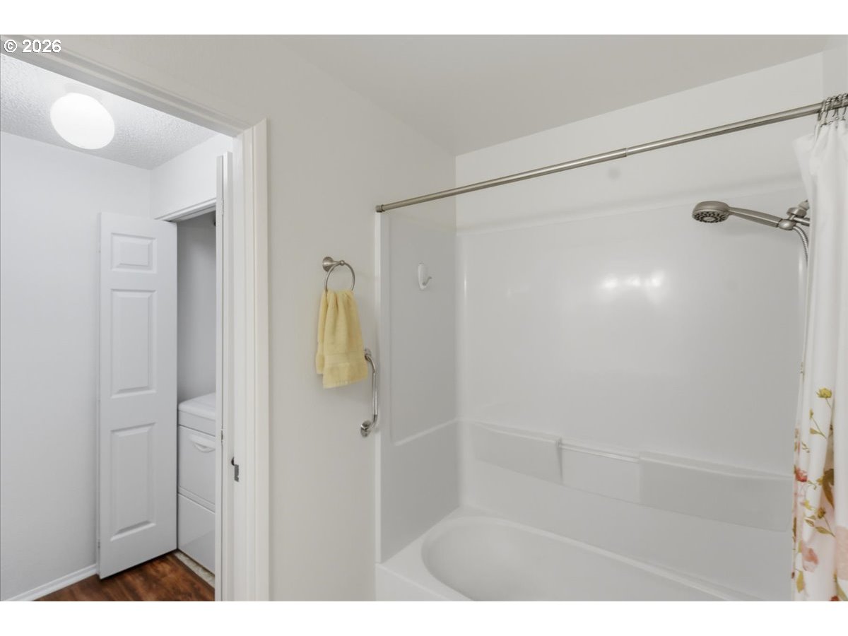 Photo #22: 626071979 Listing: Photo #22