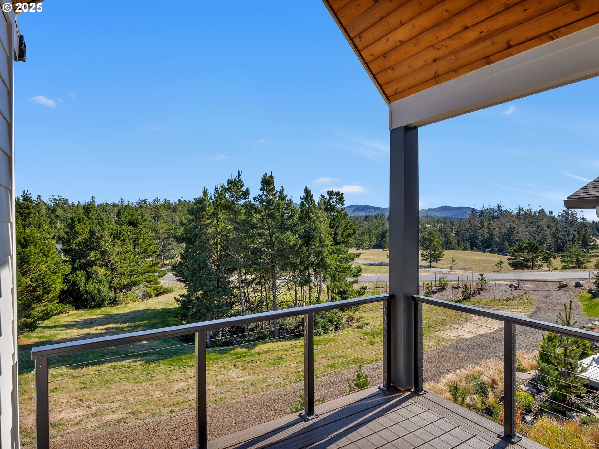 558 SEA VIEW DR, Manzanita, OR, 97130