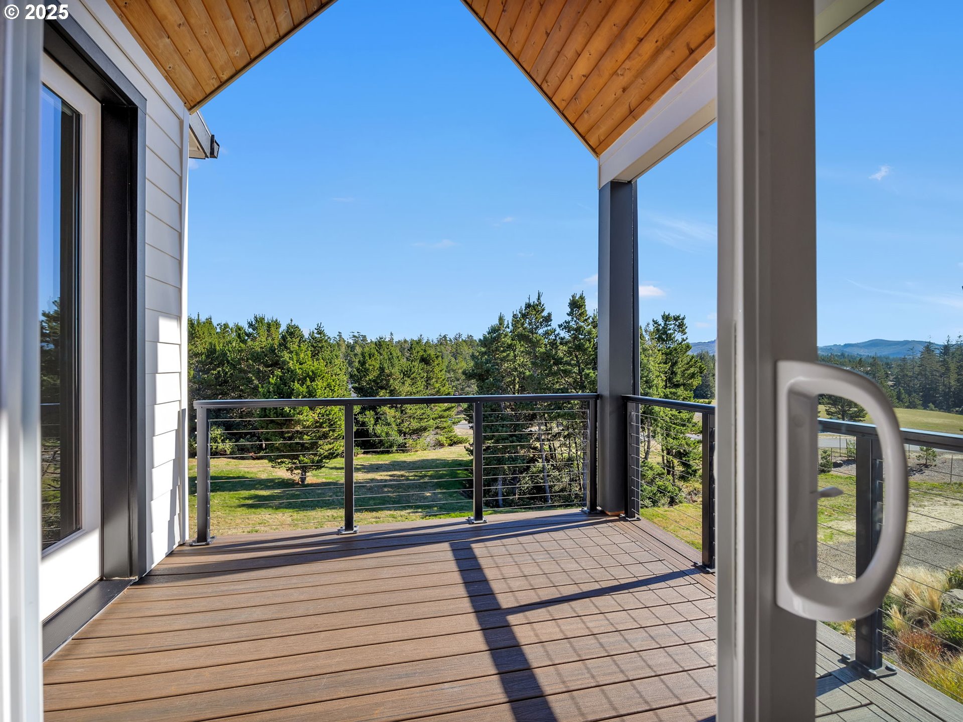 558 SEA VIEW DR, Manzanita, OR, 97130