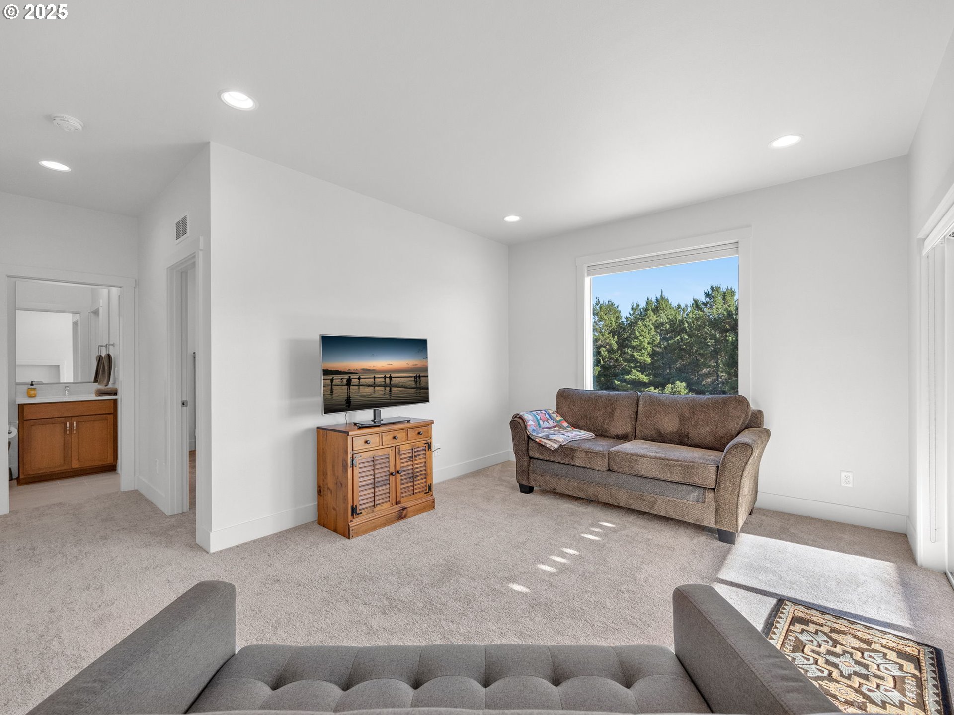 558 SEA VIEW DR, Manzanita, OR, 97130