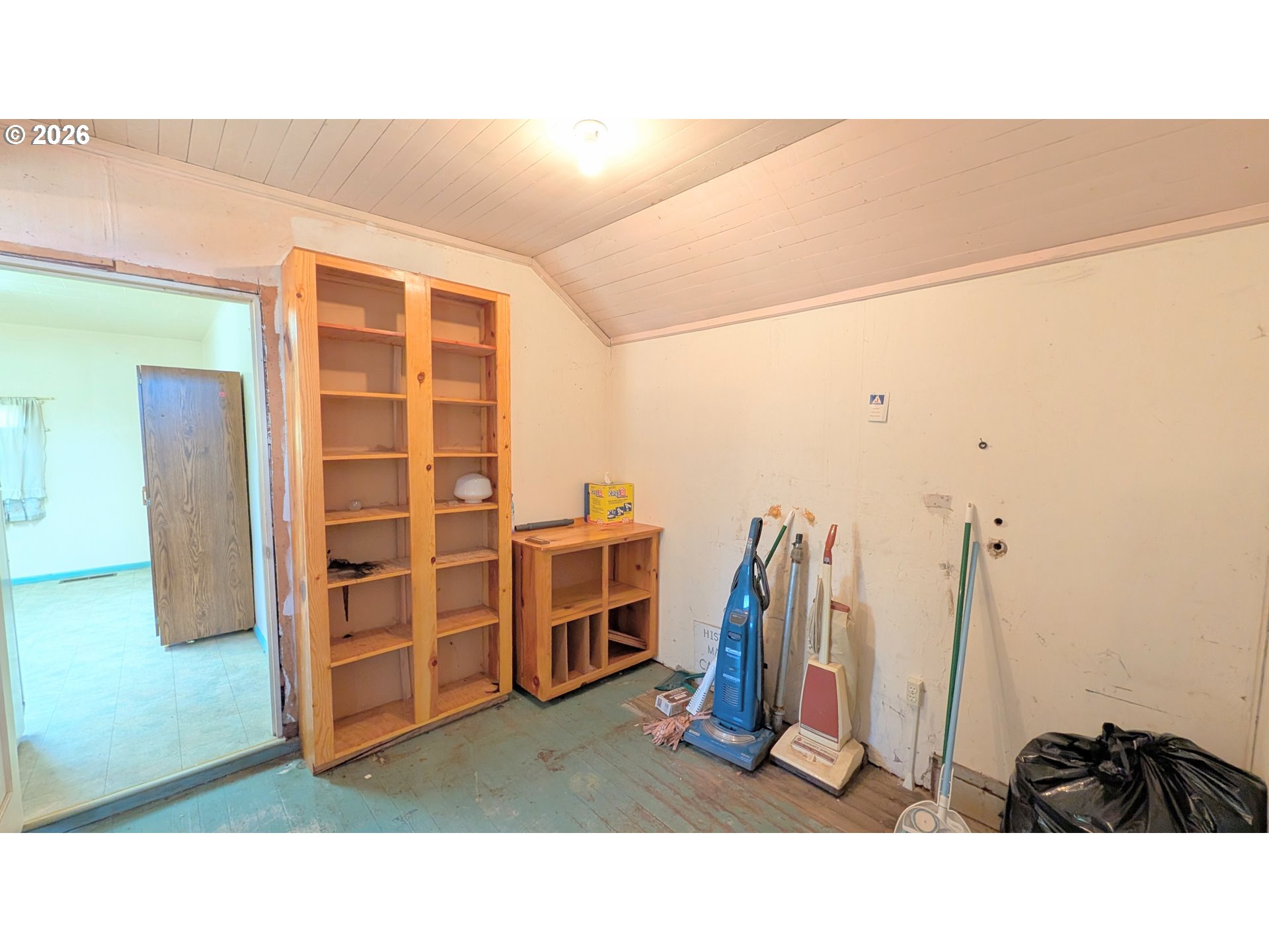 Property photo 13 of 36