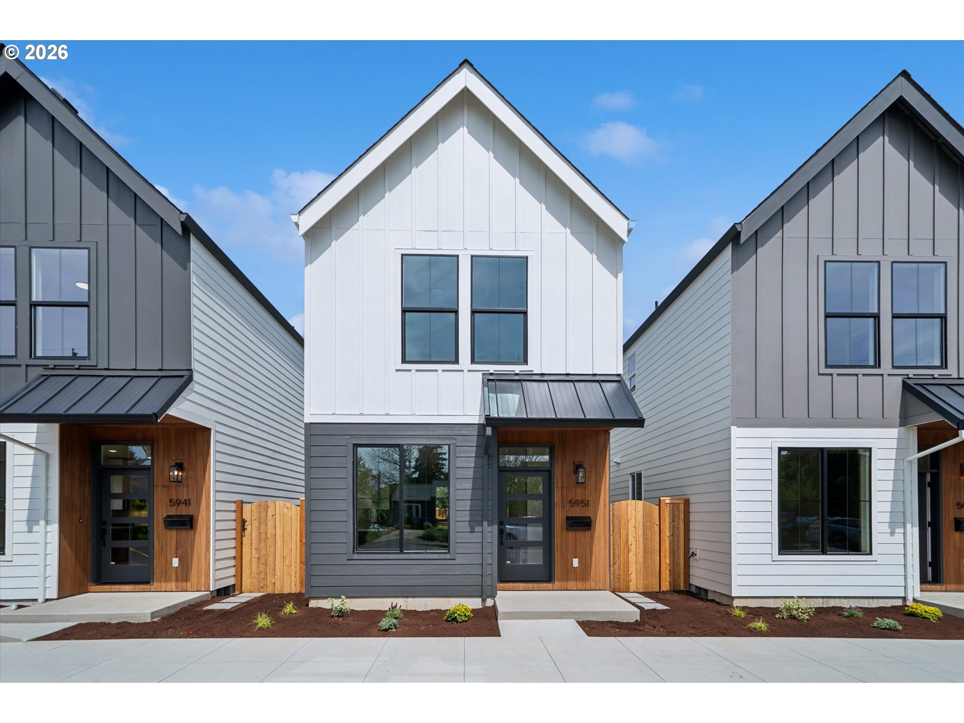 Photo of 5951 SE REEDWAY ST Portland OR 97206