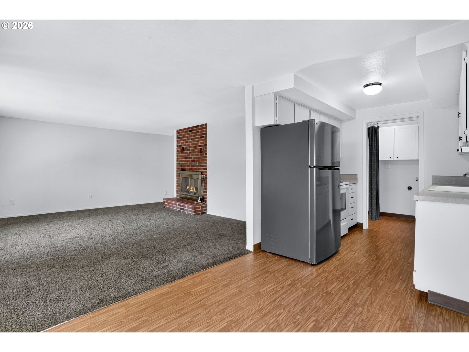 Photo #5: 628628348 Listing: Photo #5