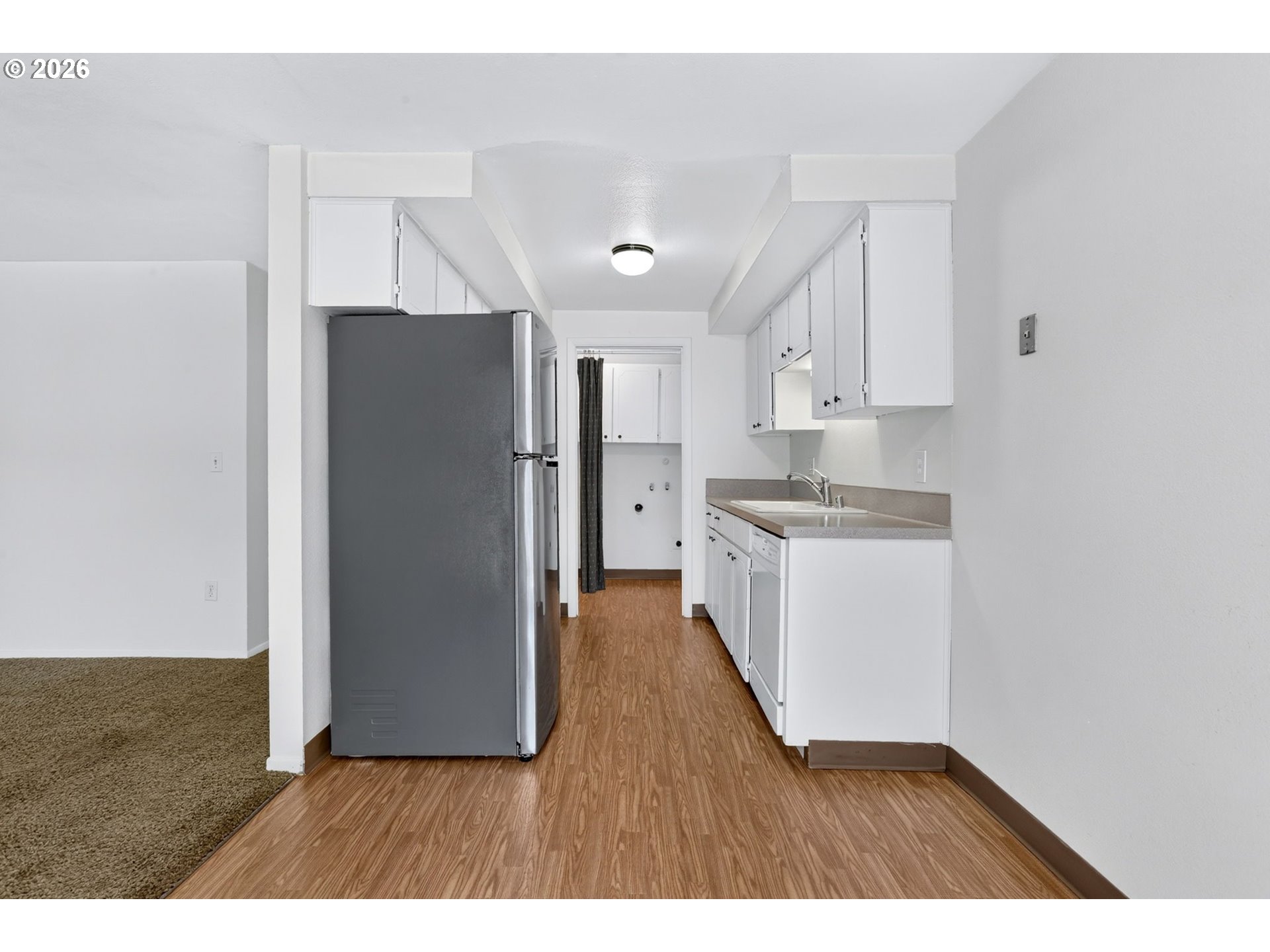 Photo #4: 628628348 Listing: Photo #4
