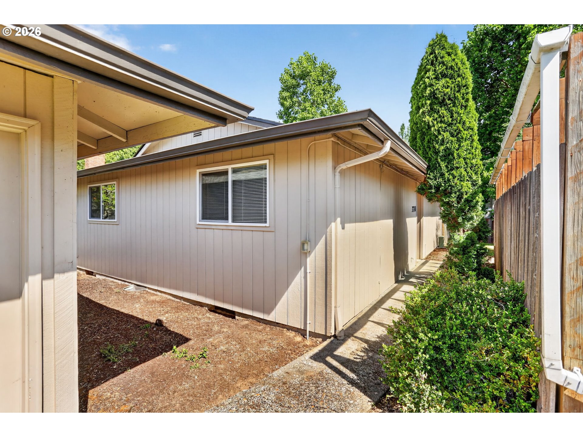 Photo #23: 628628348 Listing: Photo #23