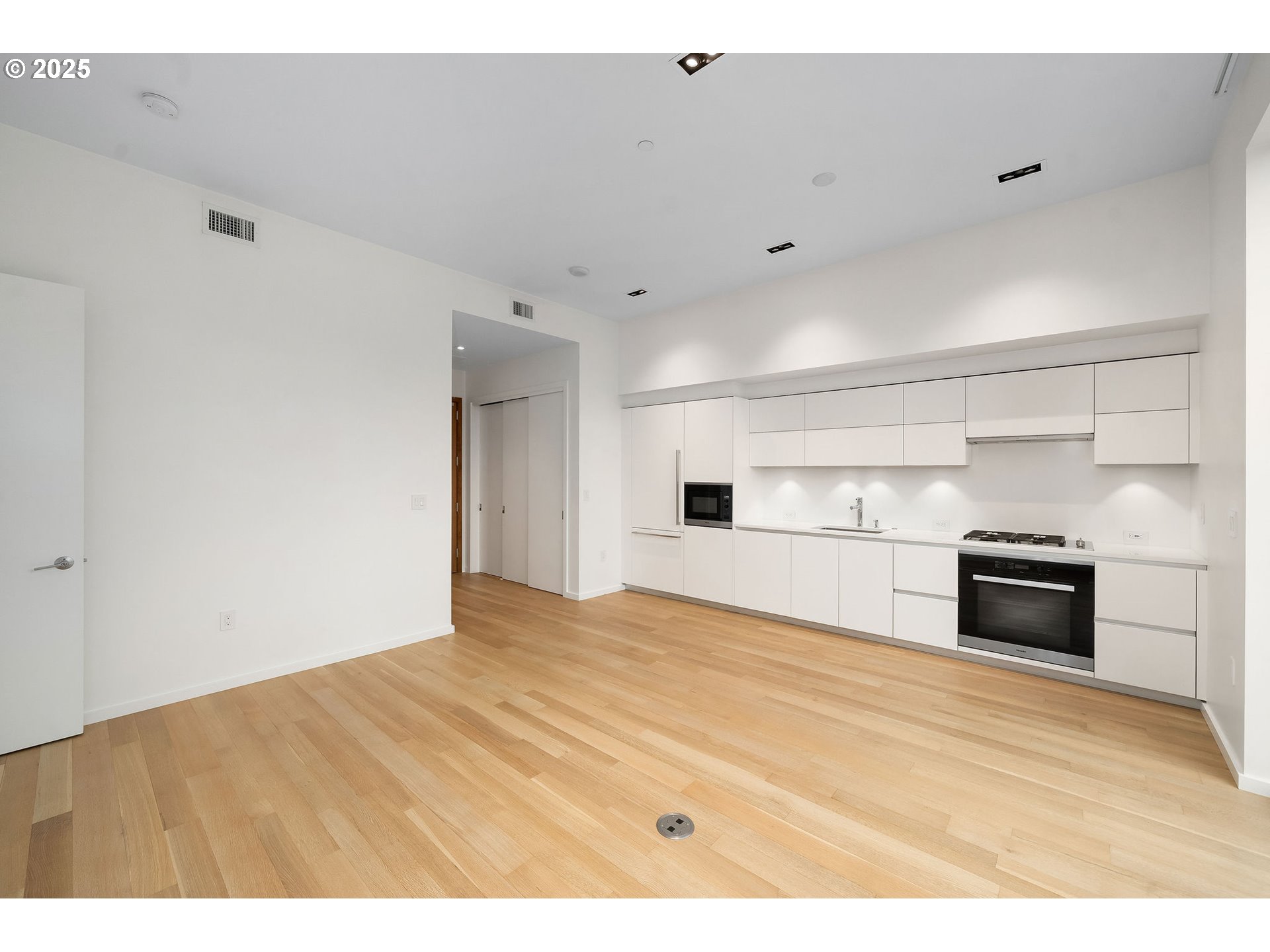 Photo #24: 628758838 Listing: Photo #24
