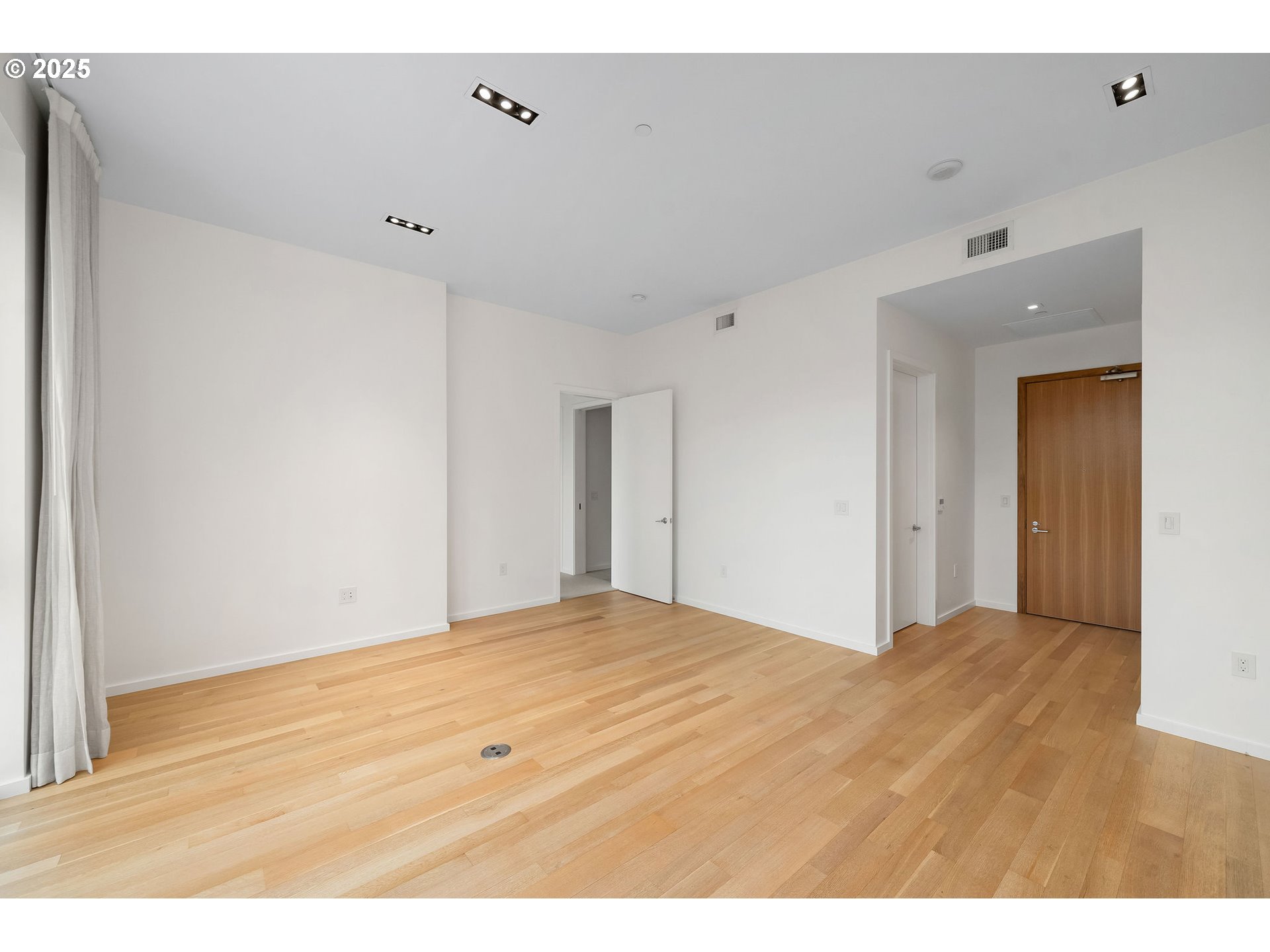 Photo #21: 628758838 Listing: Photo #21