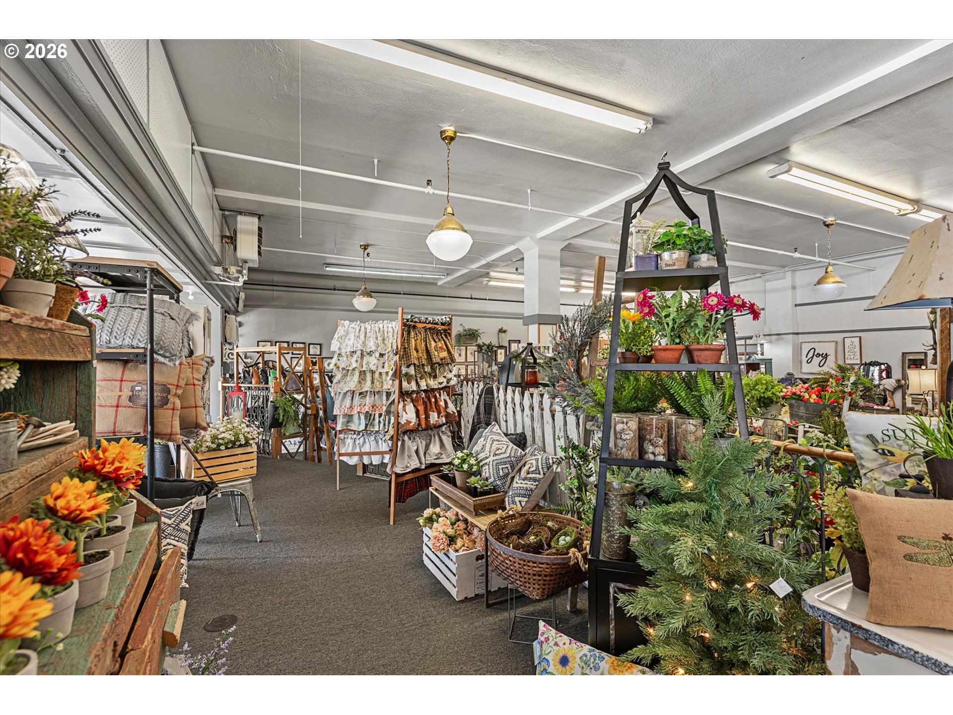 2101 Main St