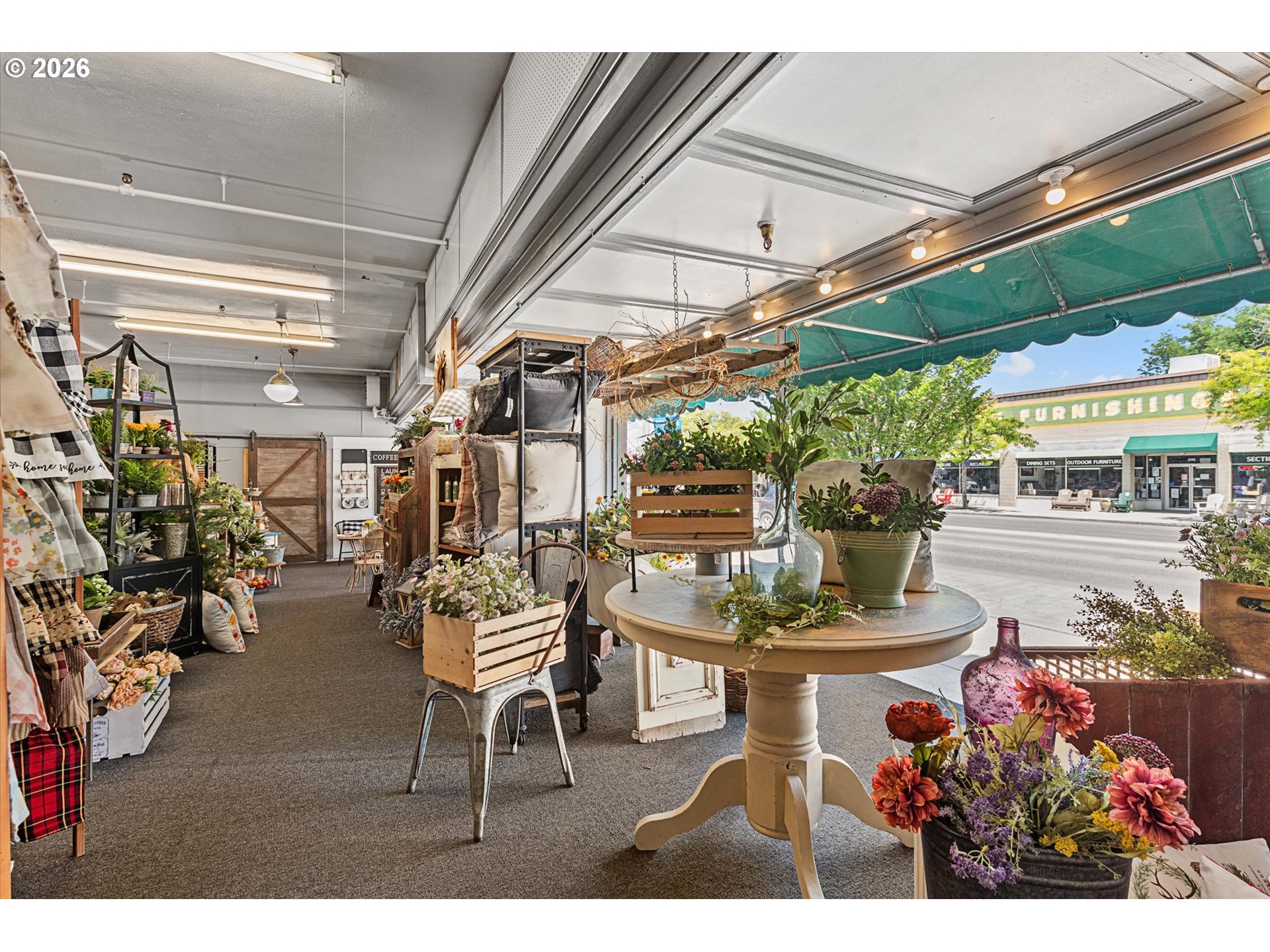2101 Main St