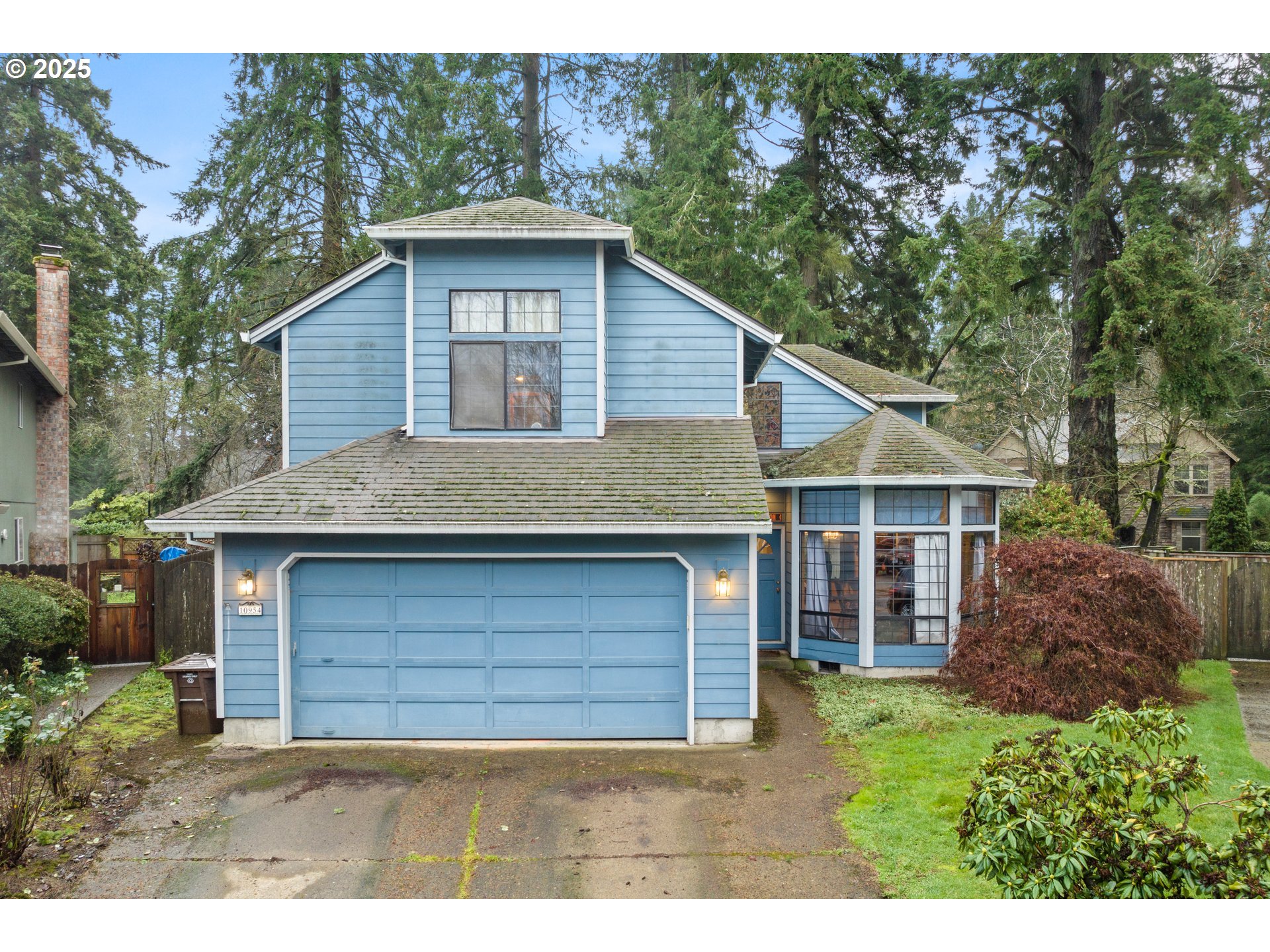 Photo of 10954 CHATEAU LN Tigard OR 97224