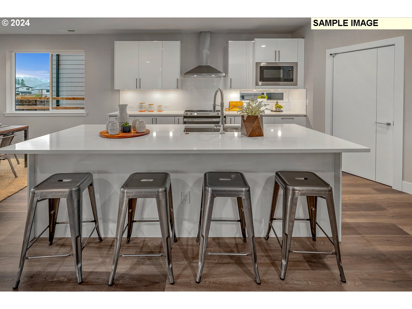 16755 SE SHIMMERING LEAF ST, Happy Valley, OR, 97086