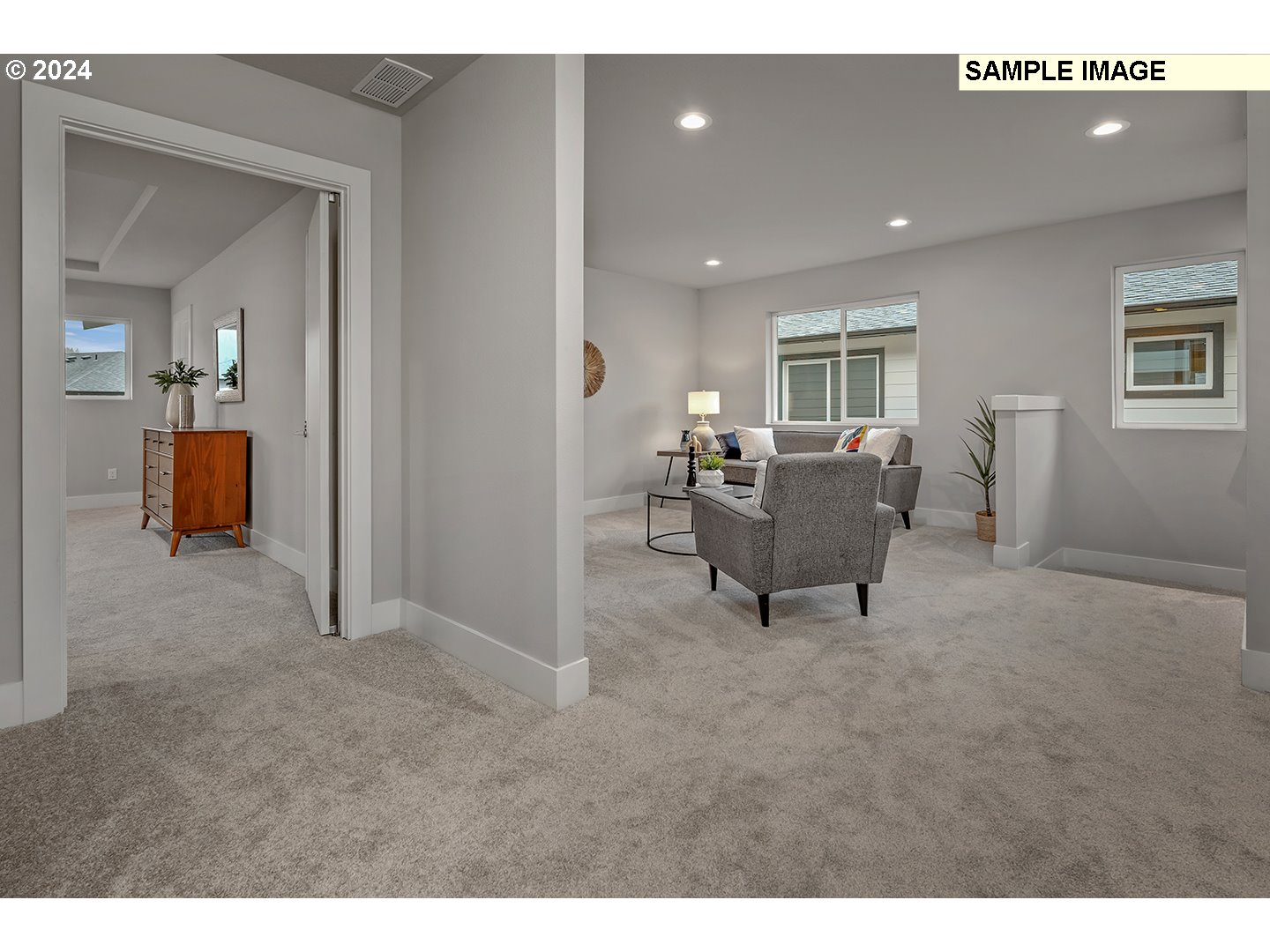 16755 SE SHIMMERING LEAF ST, Happy Valley, OR, 97086