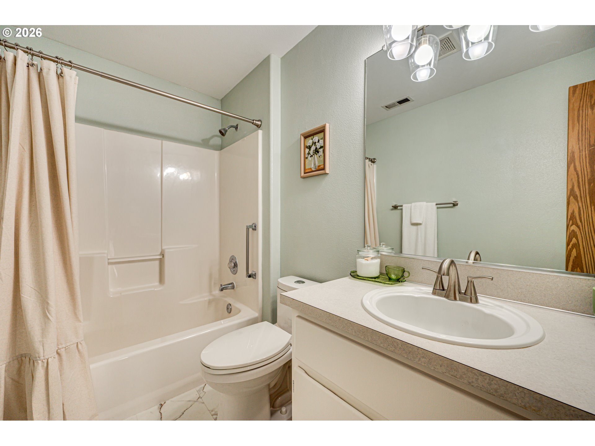 Photo #8: 629534767 Listing: Photo #8