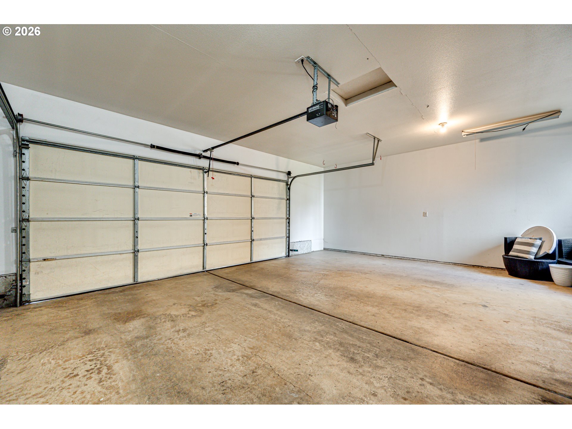 Photo #10: 629534767 Listing: Photo #10