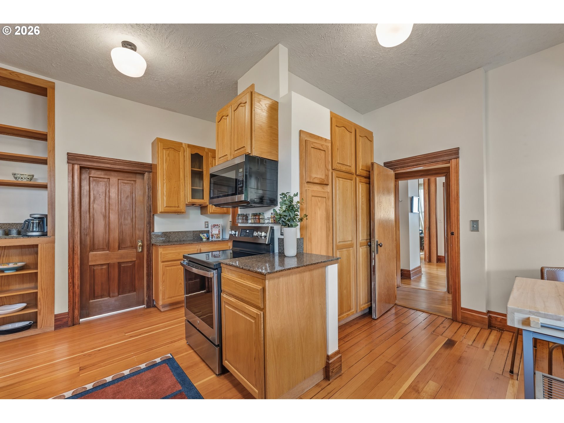 Property photo 16 of 48